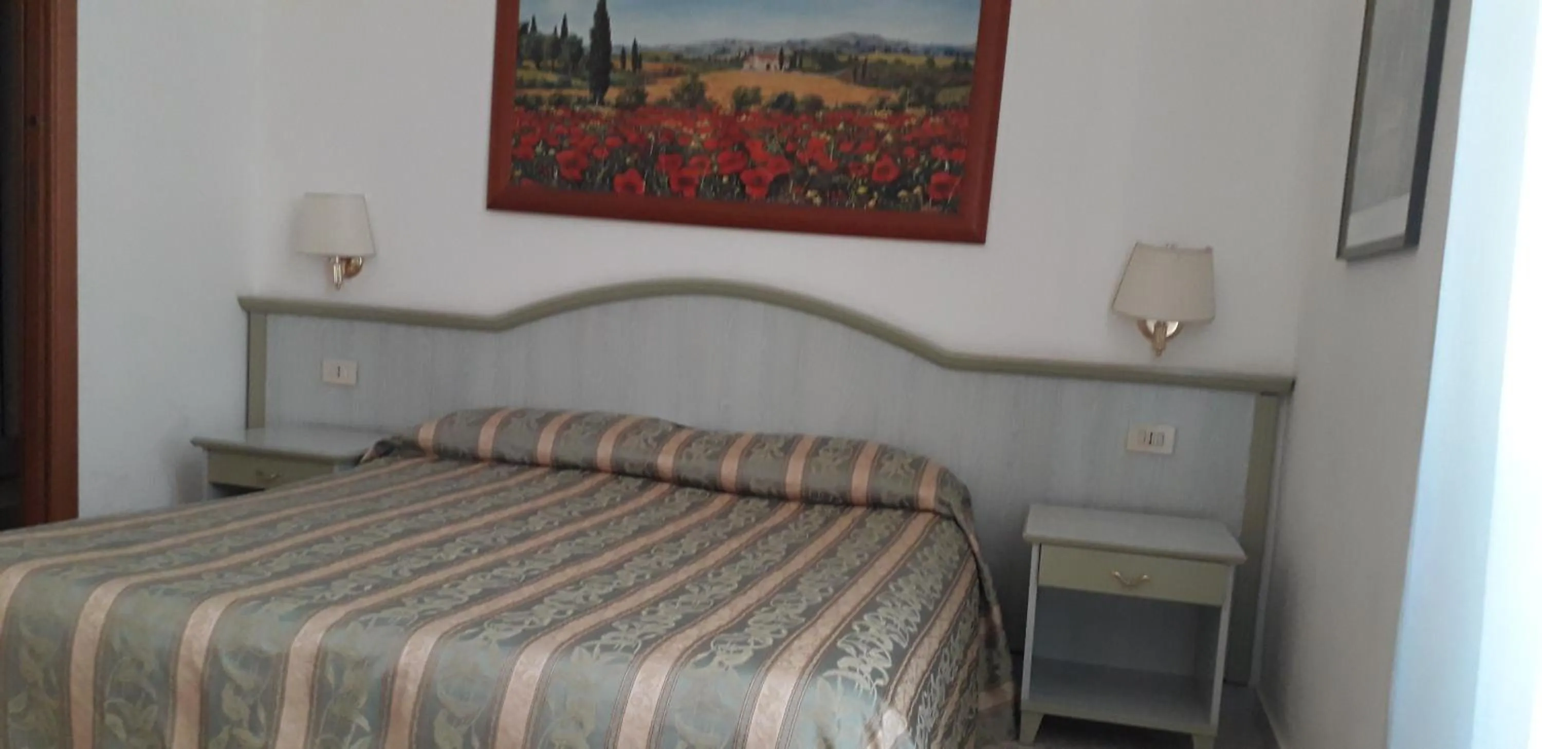 Photo of the whole room, Bed in Gioia Guest House