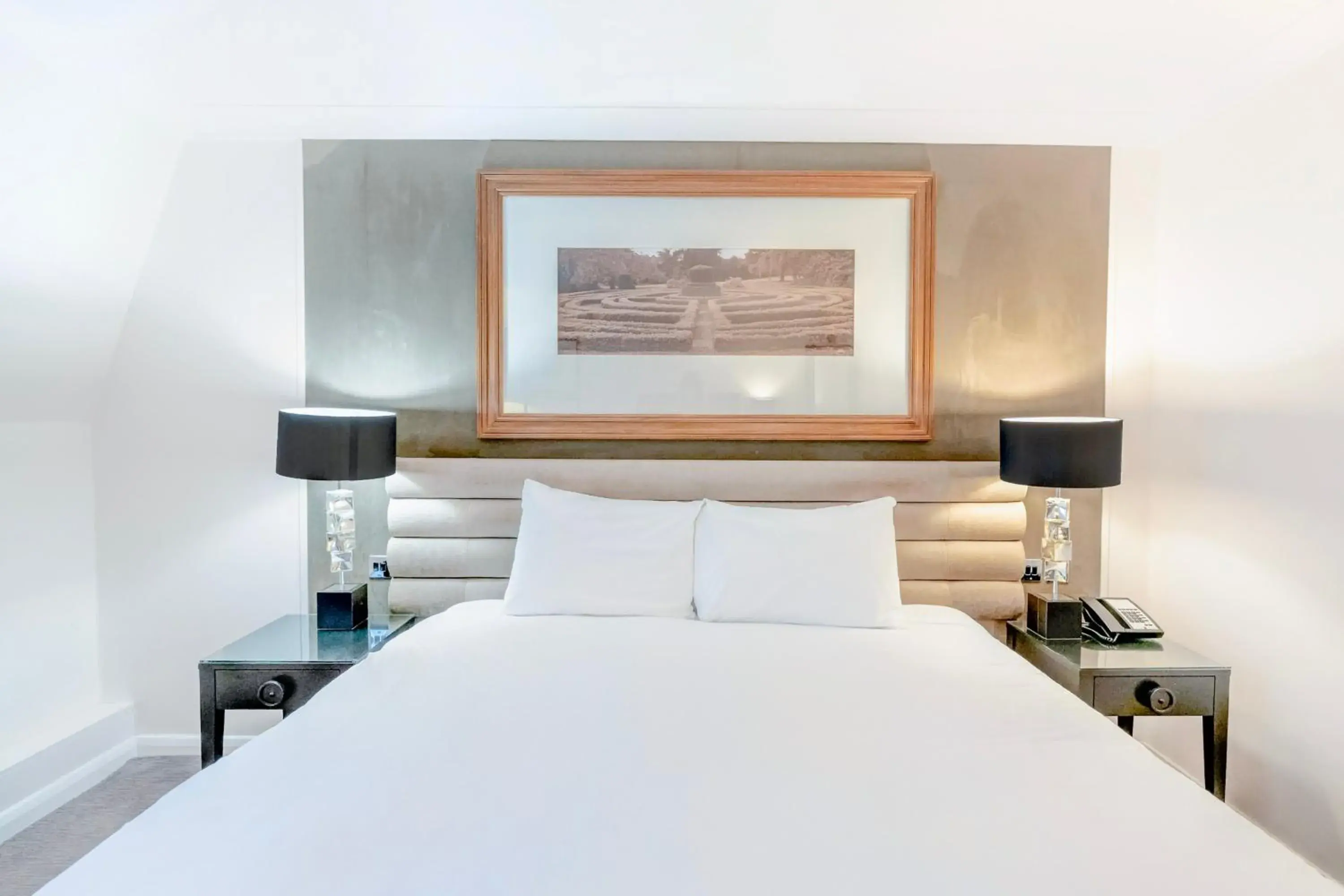 Superior Suite in The Landmark Hotel and SPA Leisure Club Dundee By Sunday Superior Suite in The Landmark Hotel and SPA Leisure Club Dundee By Sunday