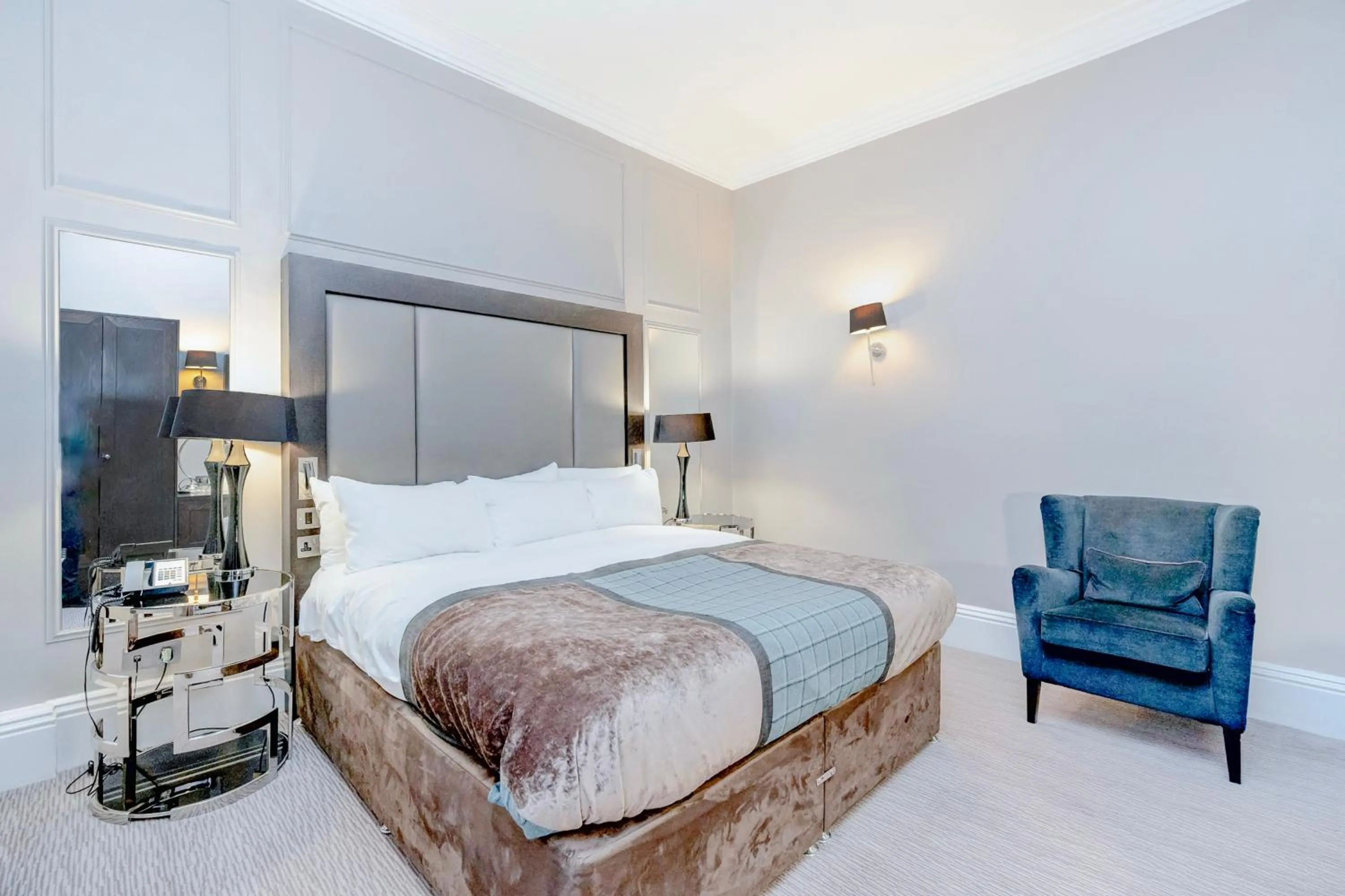 Bed in The Landmark Hotel and SPA Leisure Club Dundee By Sunday