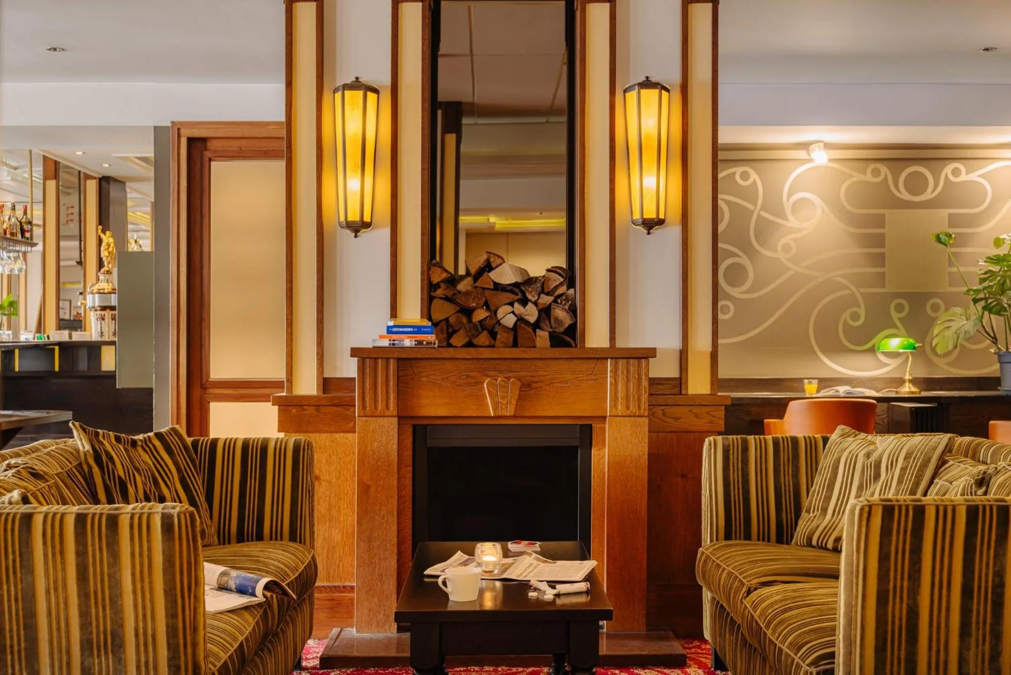 Lobby or reception in Leonardo Oranje Hotel Leeuwarden