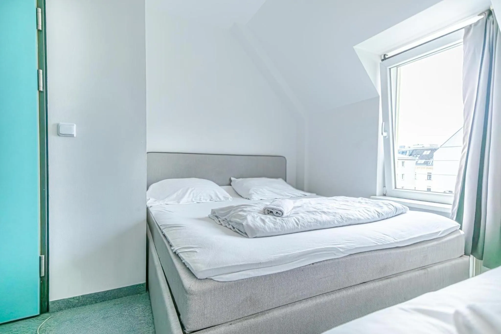 Bedroom, Bed in Hotel Astral Vienna