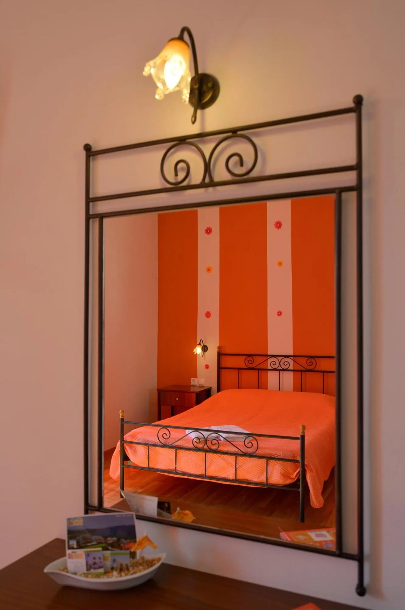 Decorative detail, Bed in Finikas Studios