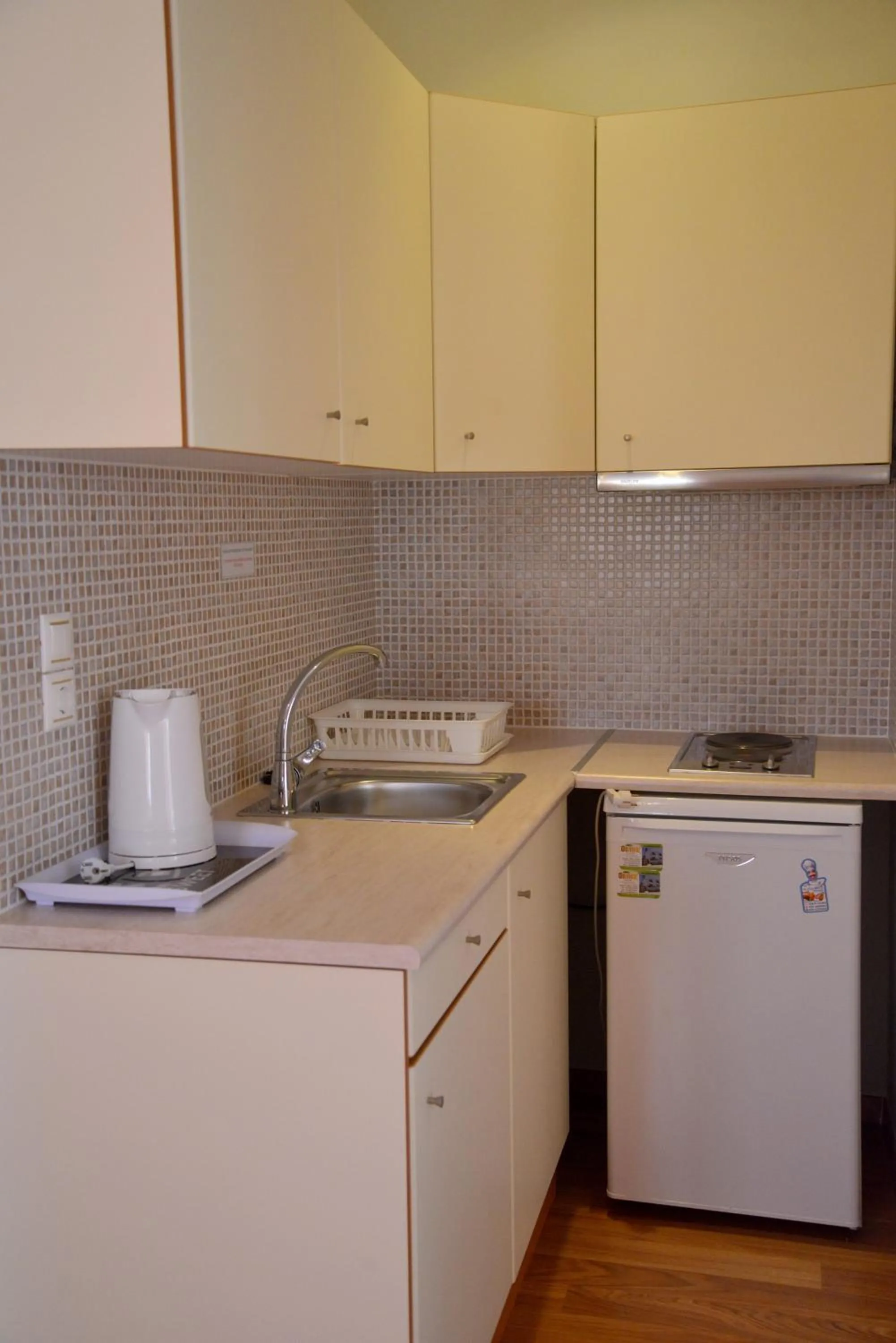Kitchen or kitchenette in Finikas Studios