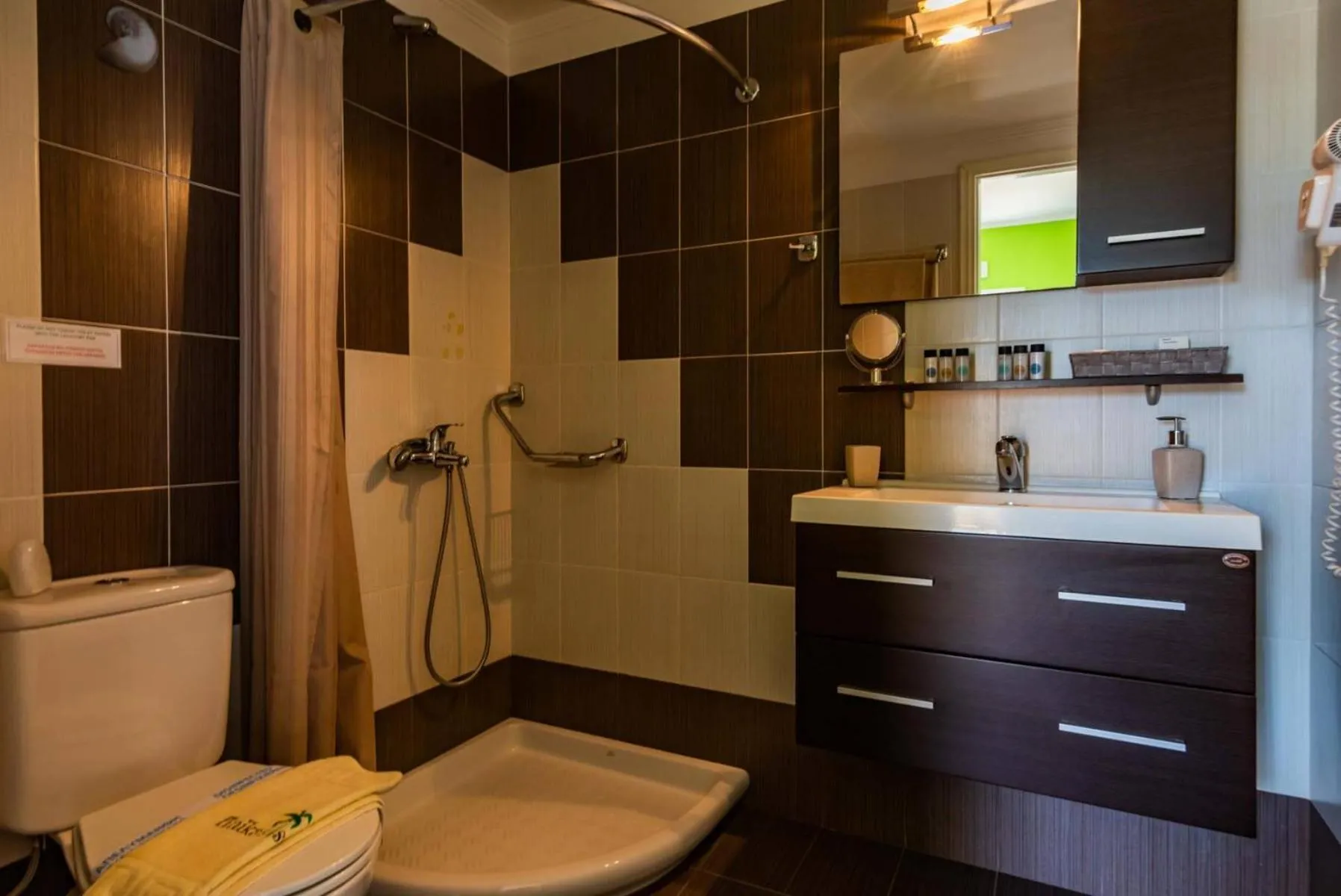 Bathroom in Finikas Studios