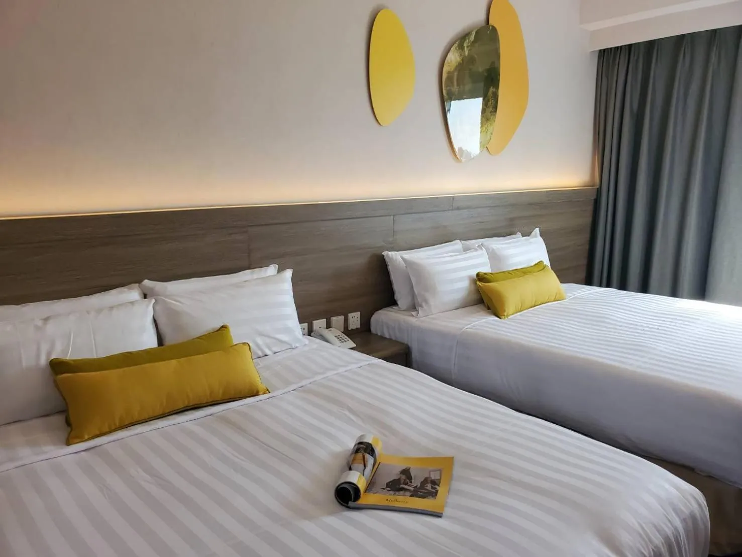 Photo of the whole room, Bed in Hu House