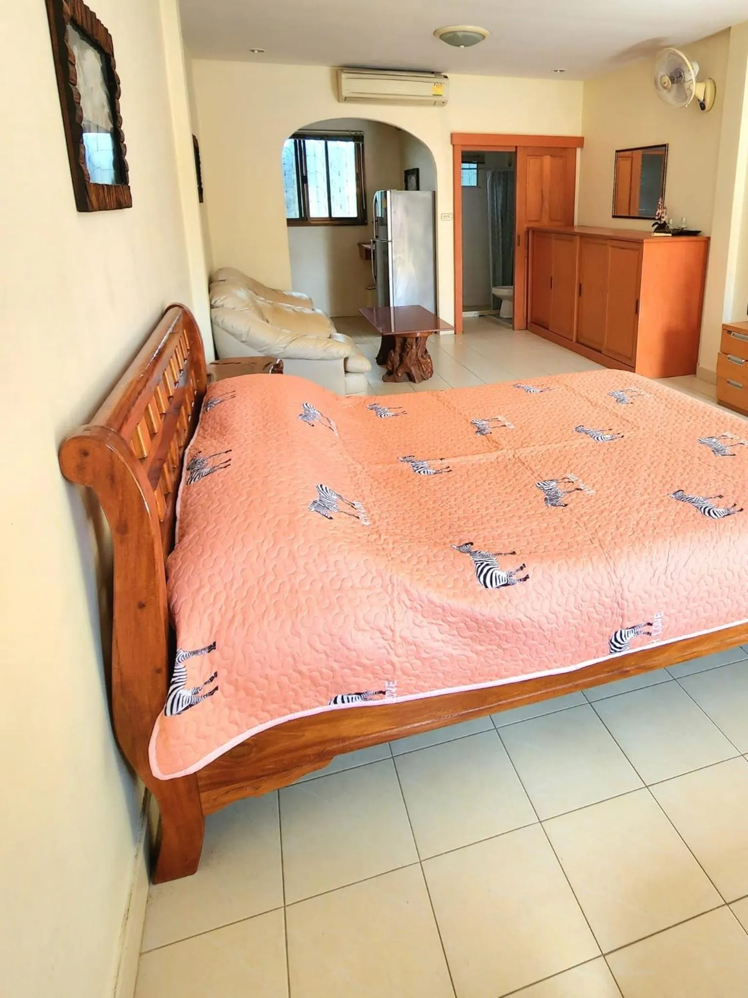 Bed in Happy Valley Pattaya