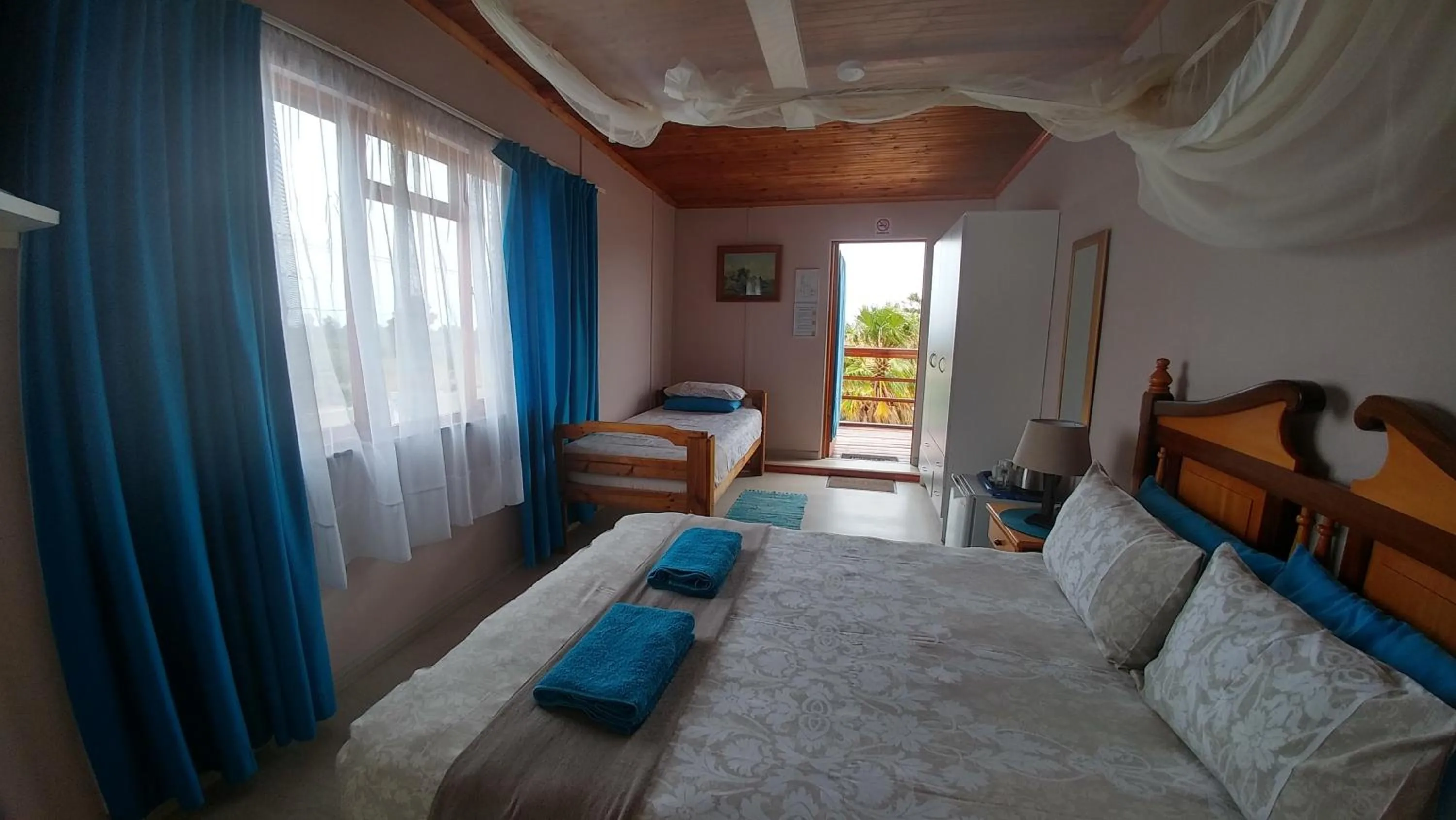 Bed in Fisherhaven Travellers Lodge