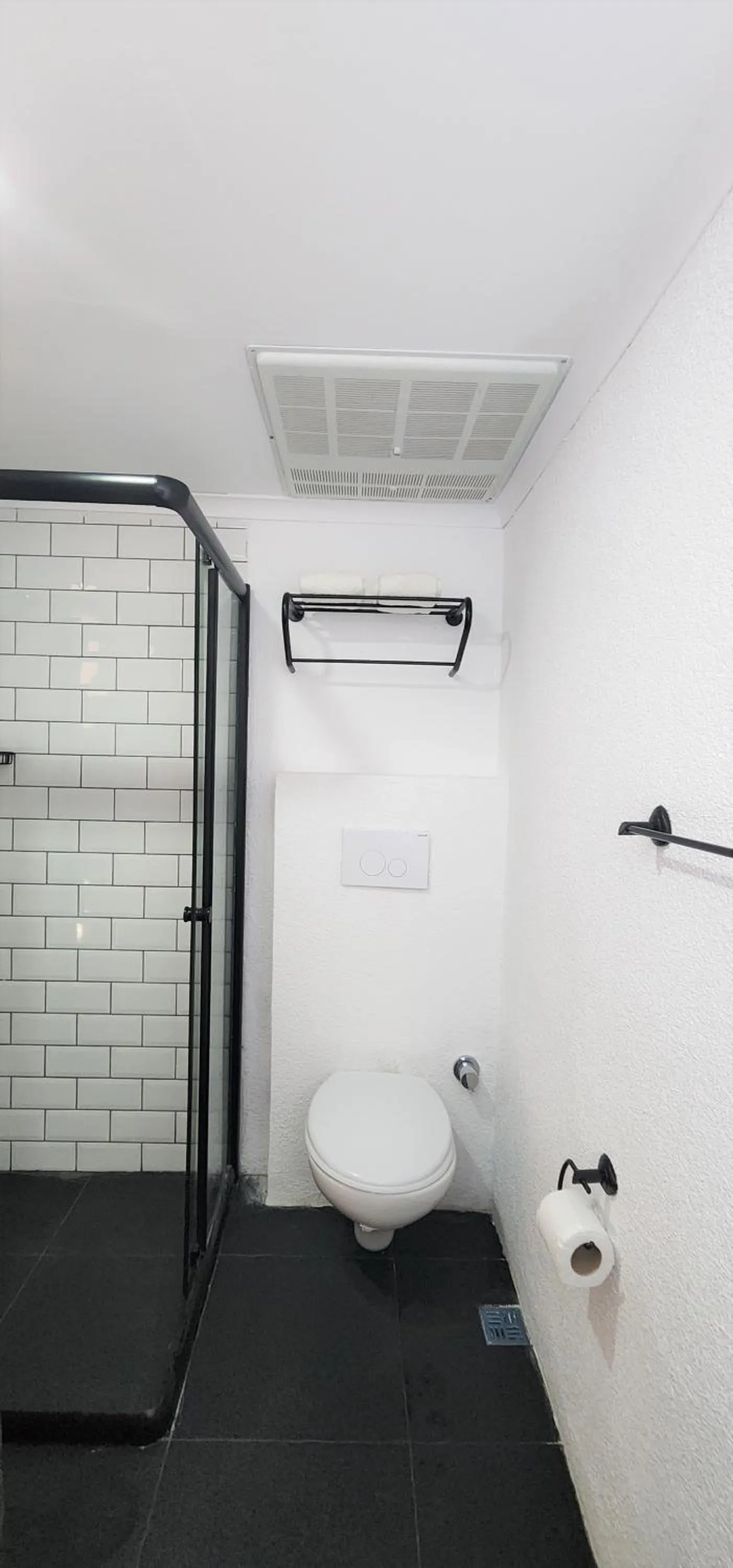 Toilet in Costa Bitezhan Beach Hotel