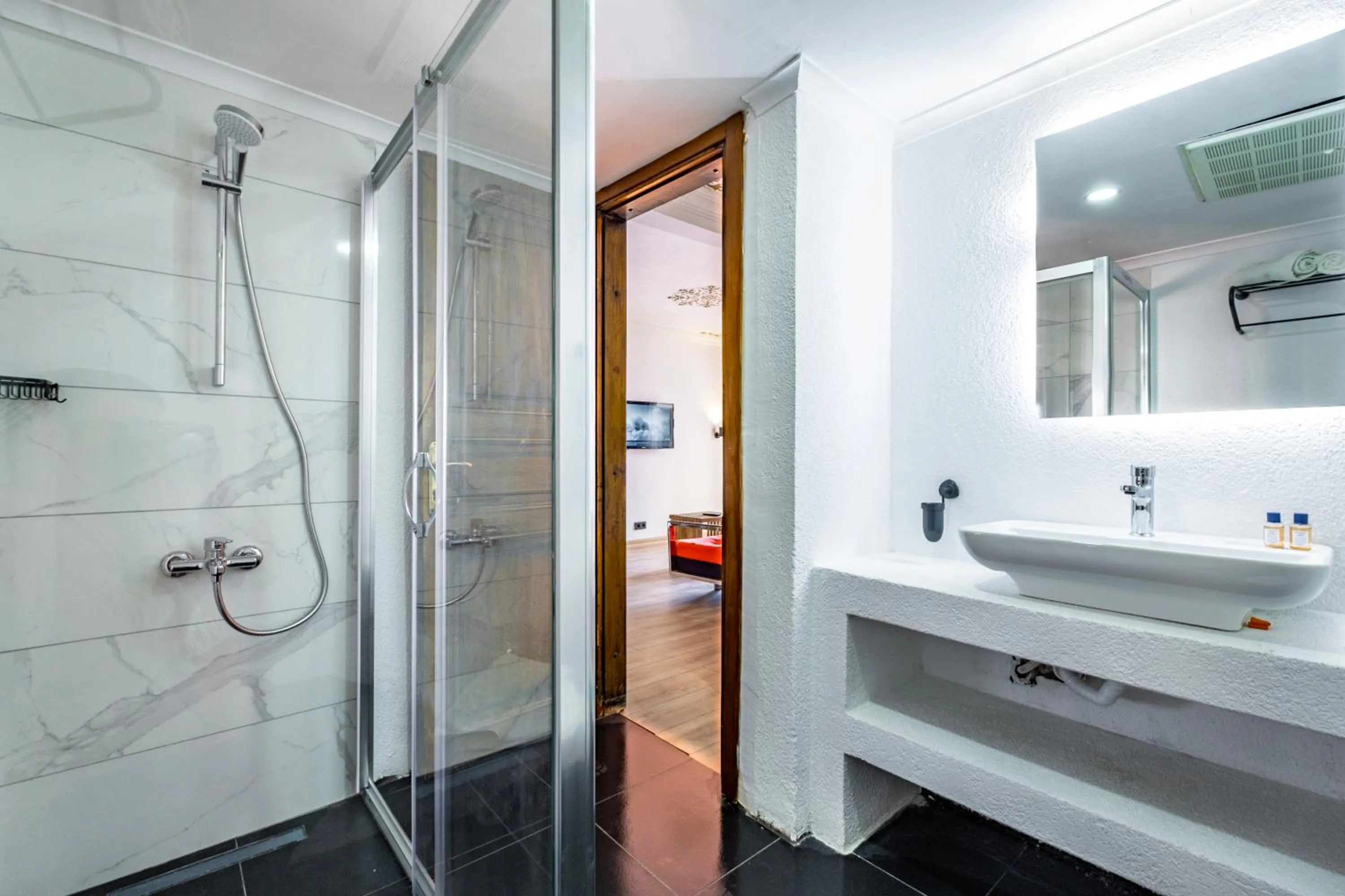 Bathroom in Costa Bitezhan Beach Hotel