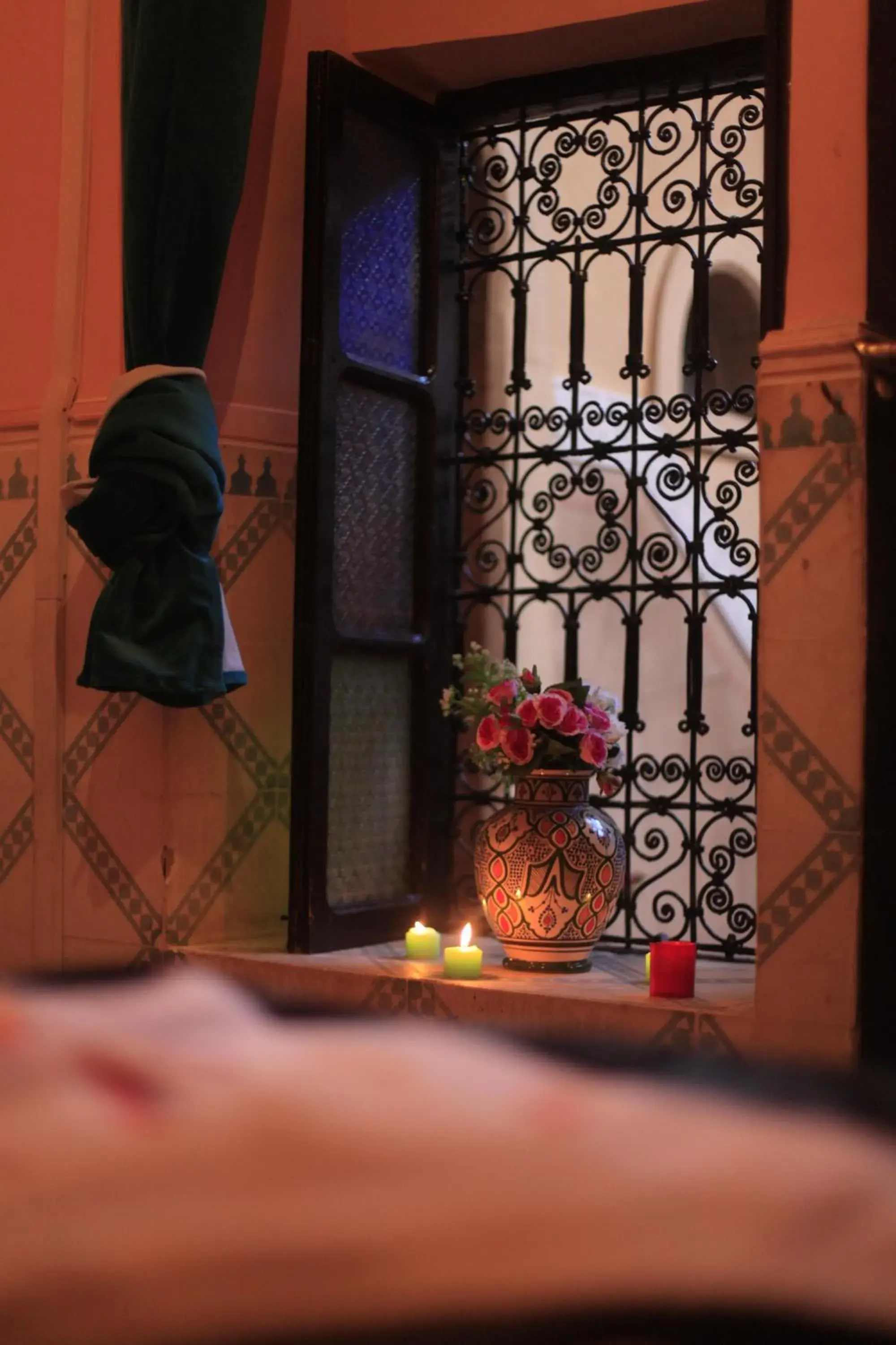 Double Room with Shared Bathroom in Riad Douja Double Room with Shared Bathroom in Riad Douja