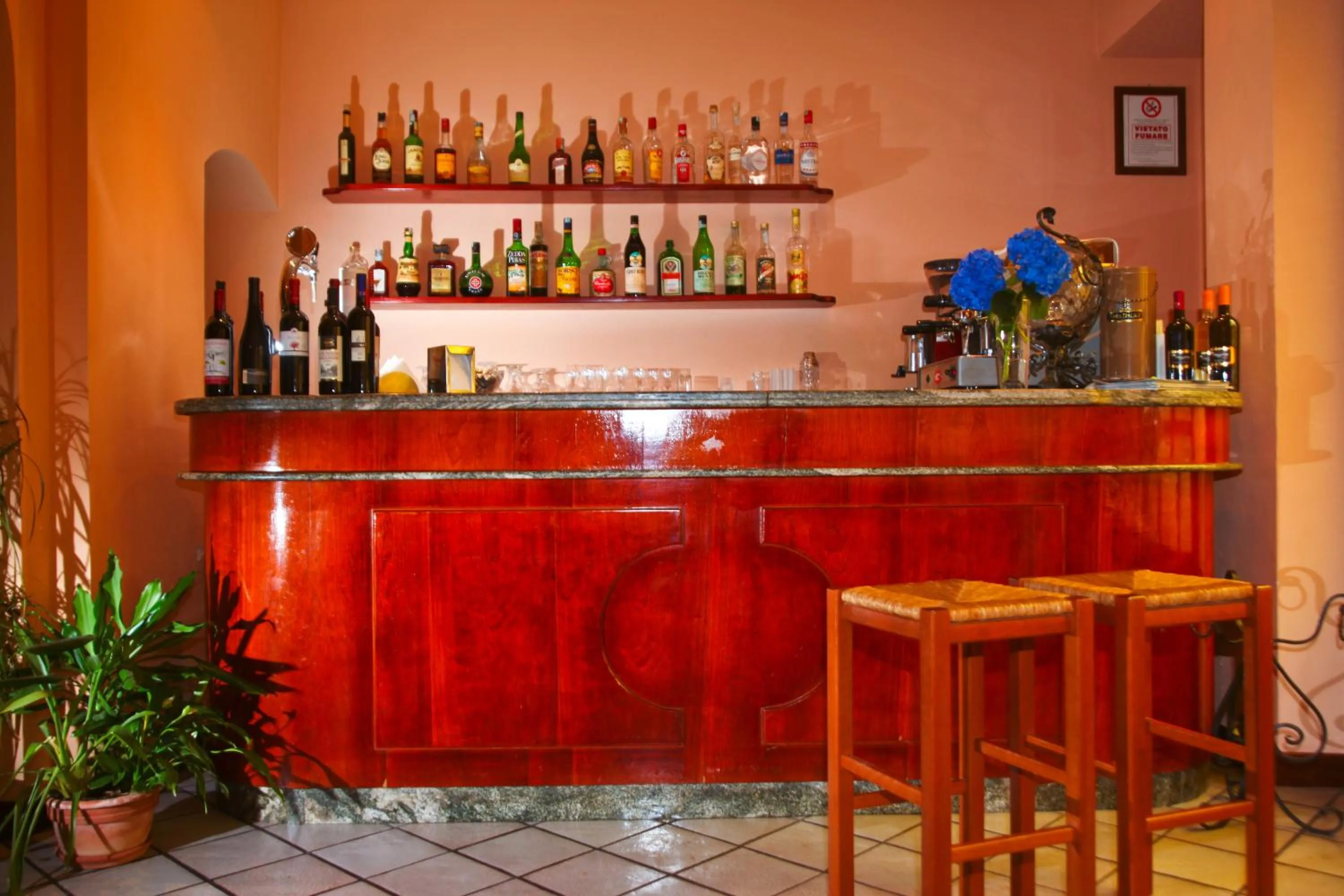 Lounge or bar in Hotel Ristorante Al Duca