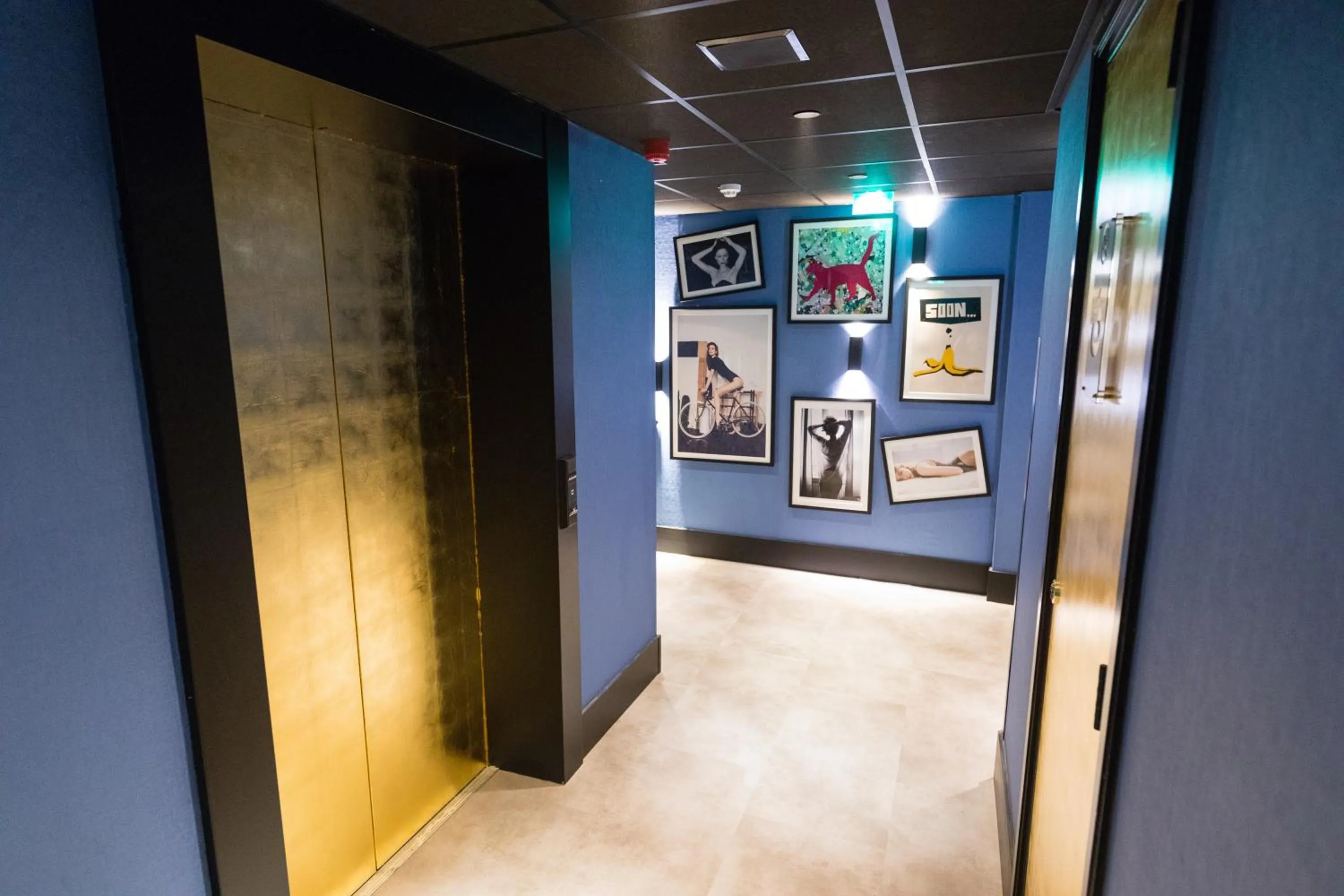 elevator in Boutique Hotel Albus Amsterdam Centre