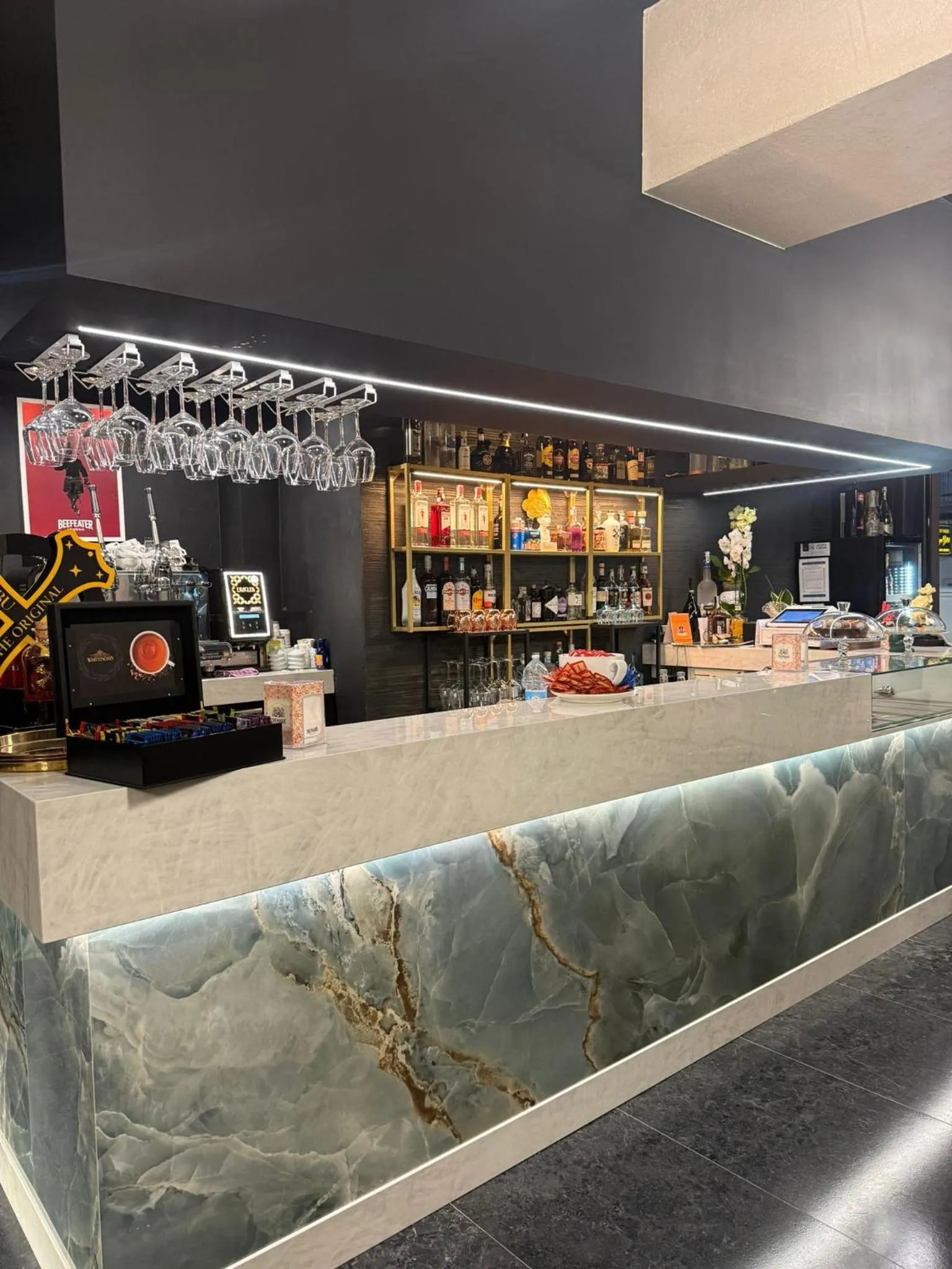 Antico Palazzo del Corso by Home Dardano