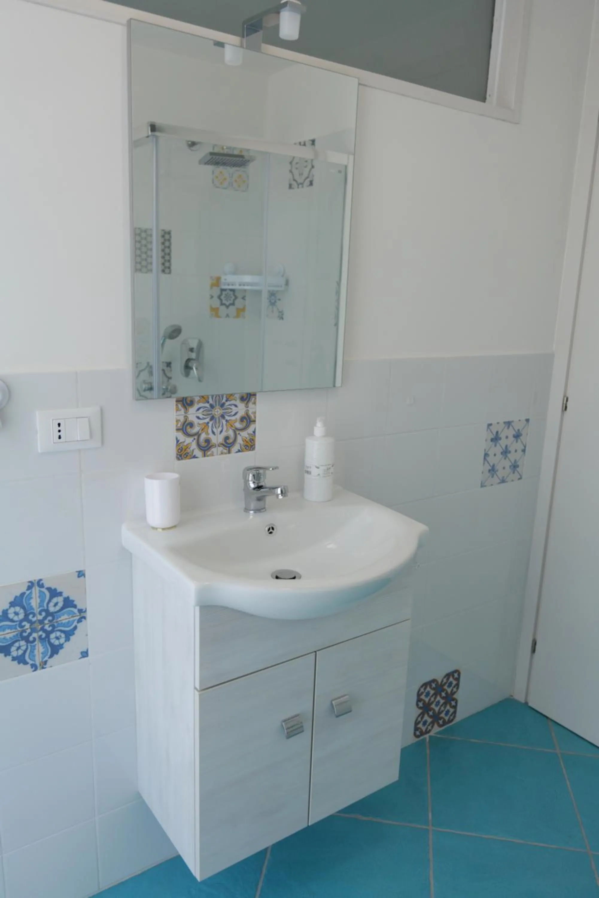 Antico Palazzo del Corso by Home Dardano