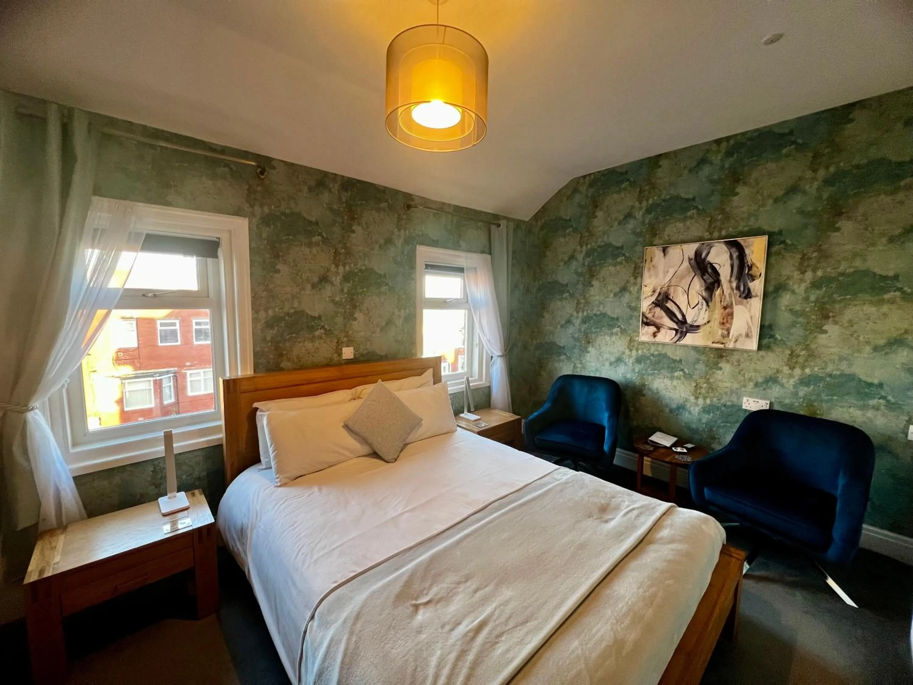 Bedroom, Bed in The Fossil Tree Hotel