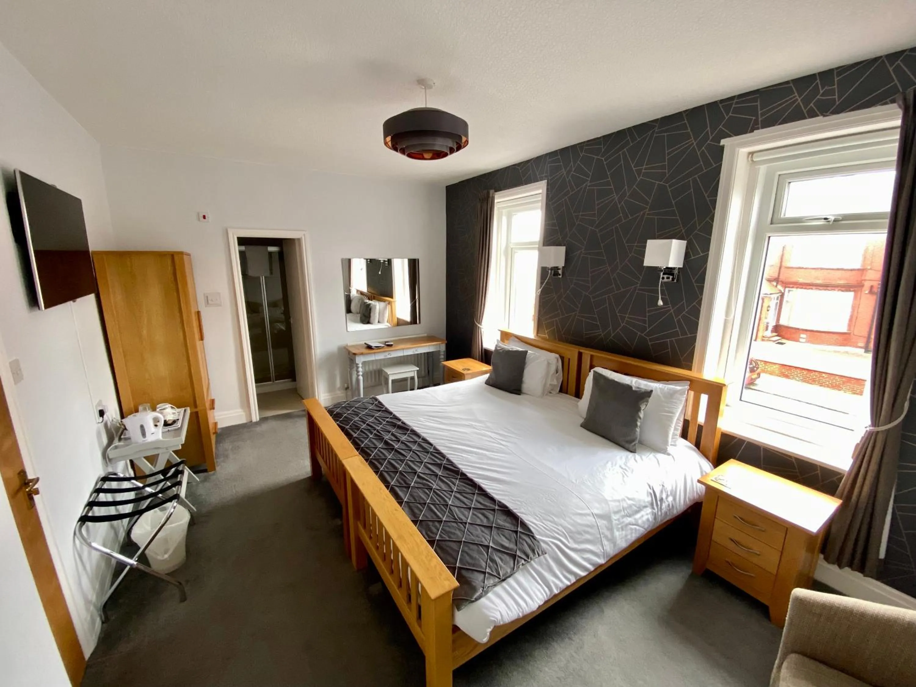 Bedroom, Bed in The Fossil Tree Hotel