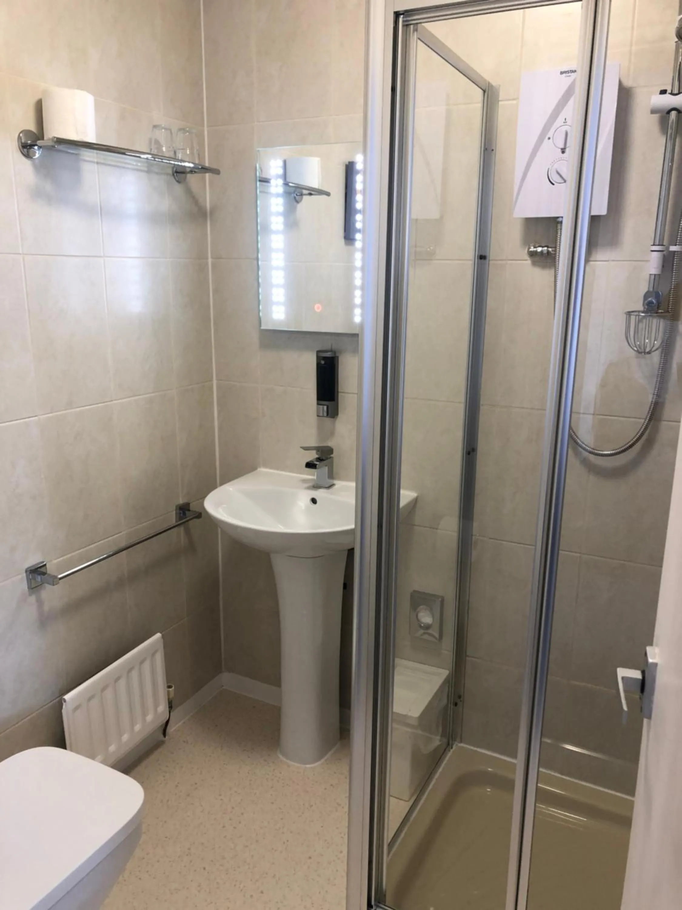 Bathroom in The Fossil Tree Hotel