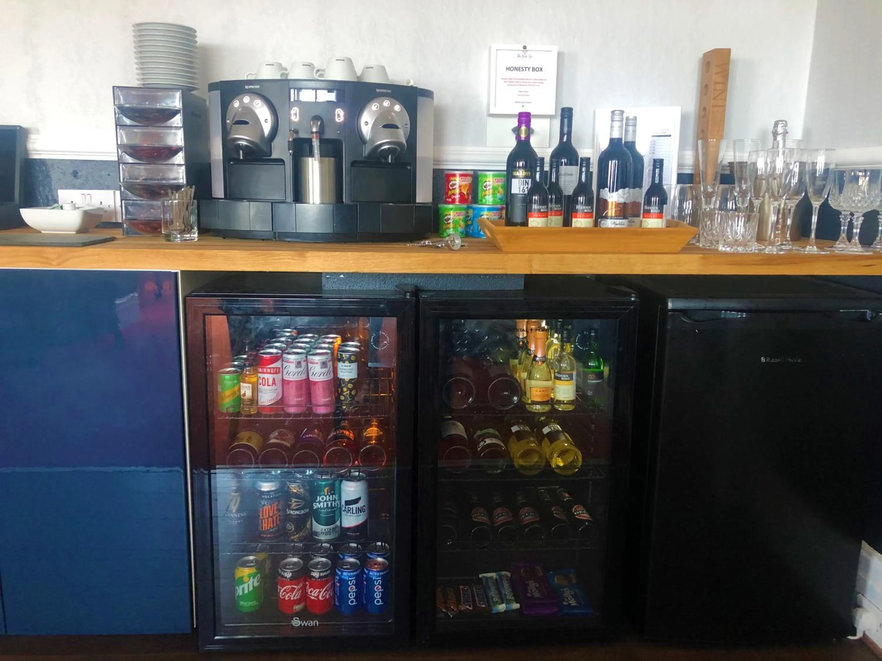 Coffee/tea facilities in The Fossil Tree Hotel