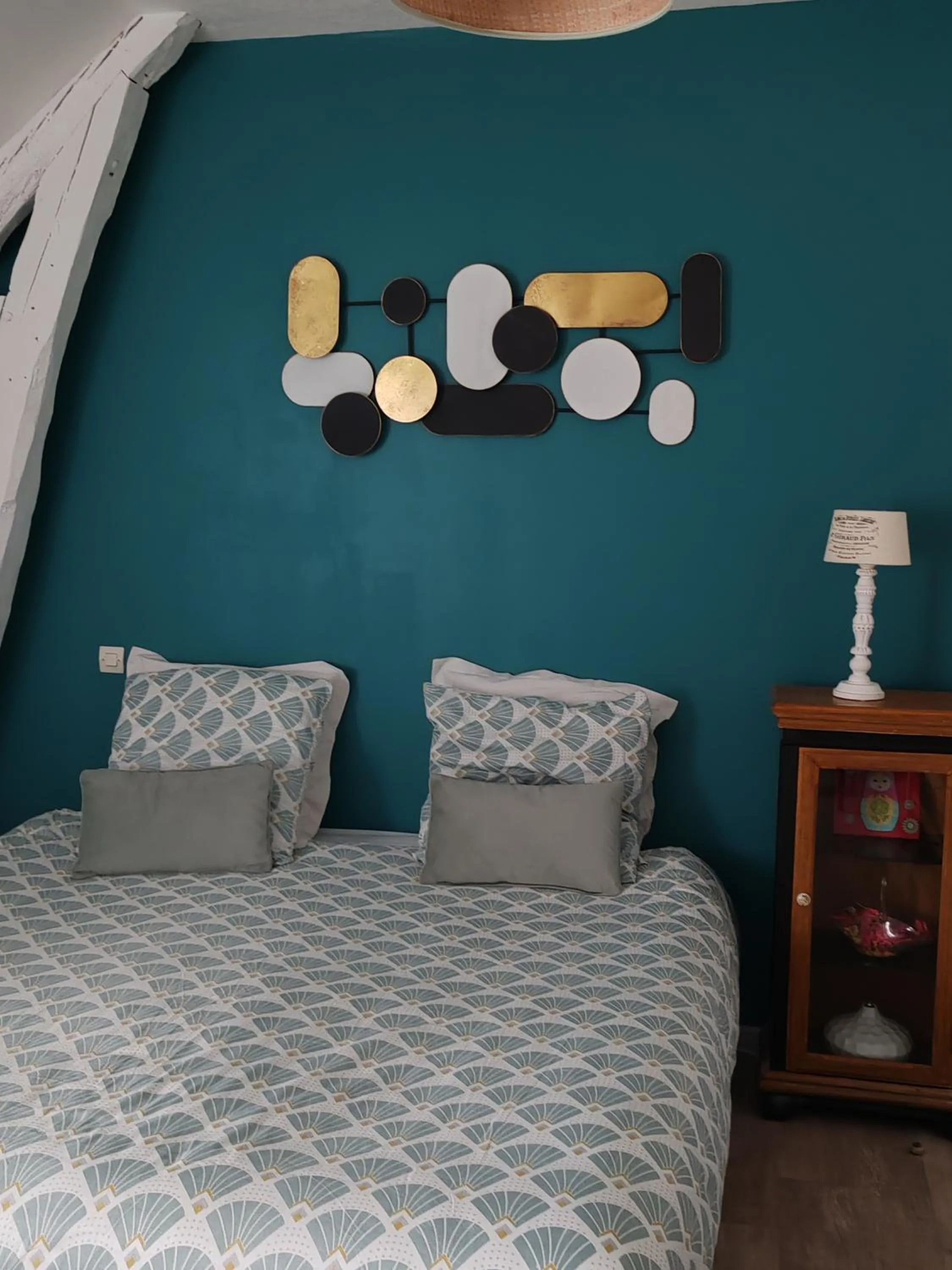 Photo of the whole room, Bed in Ma Gentilhommière