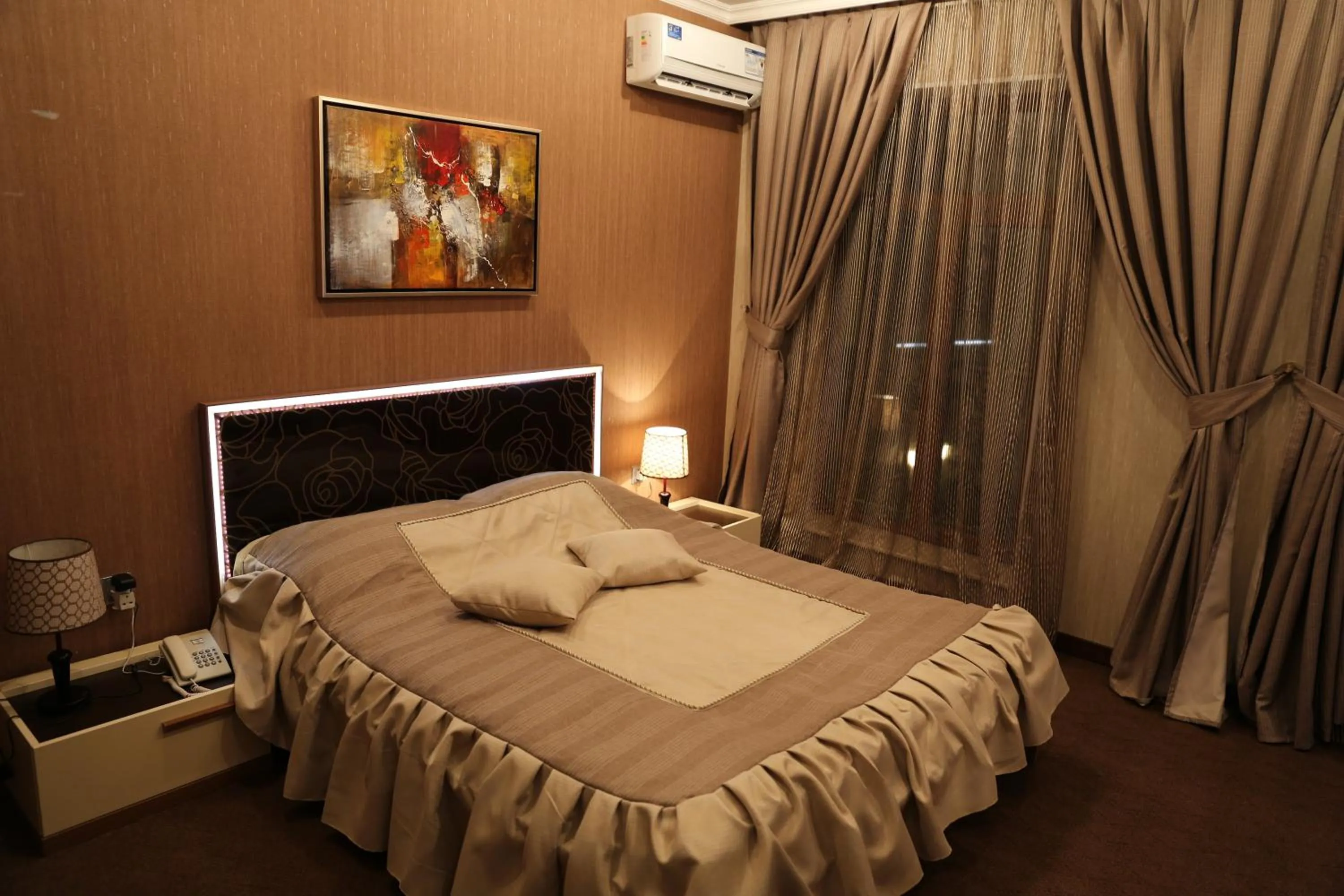 Spring, Bed in Luxe Lankaran Hotel