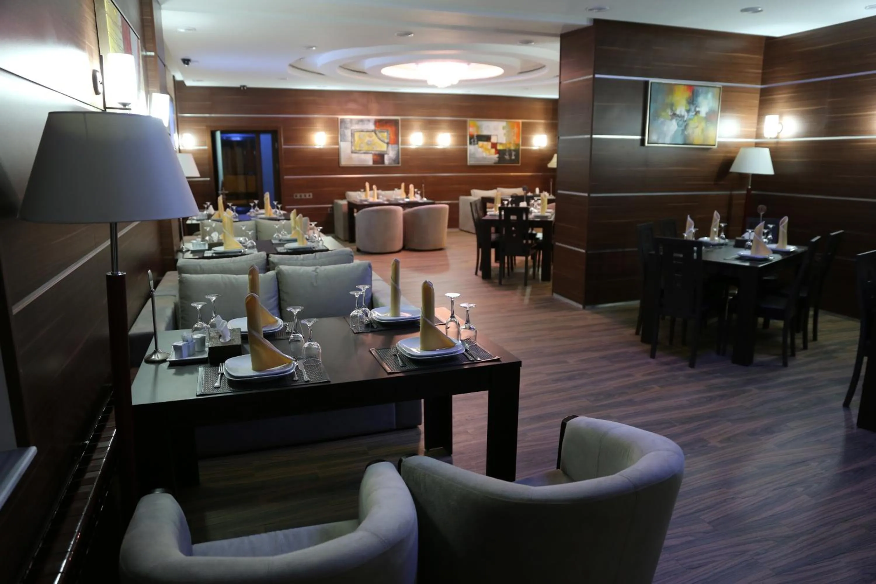 Food and drinks in Luxe Lankaran Hotel