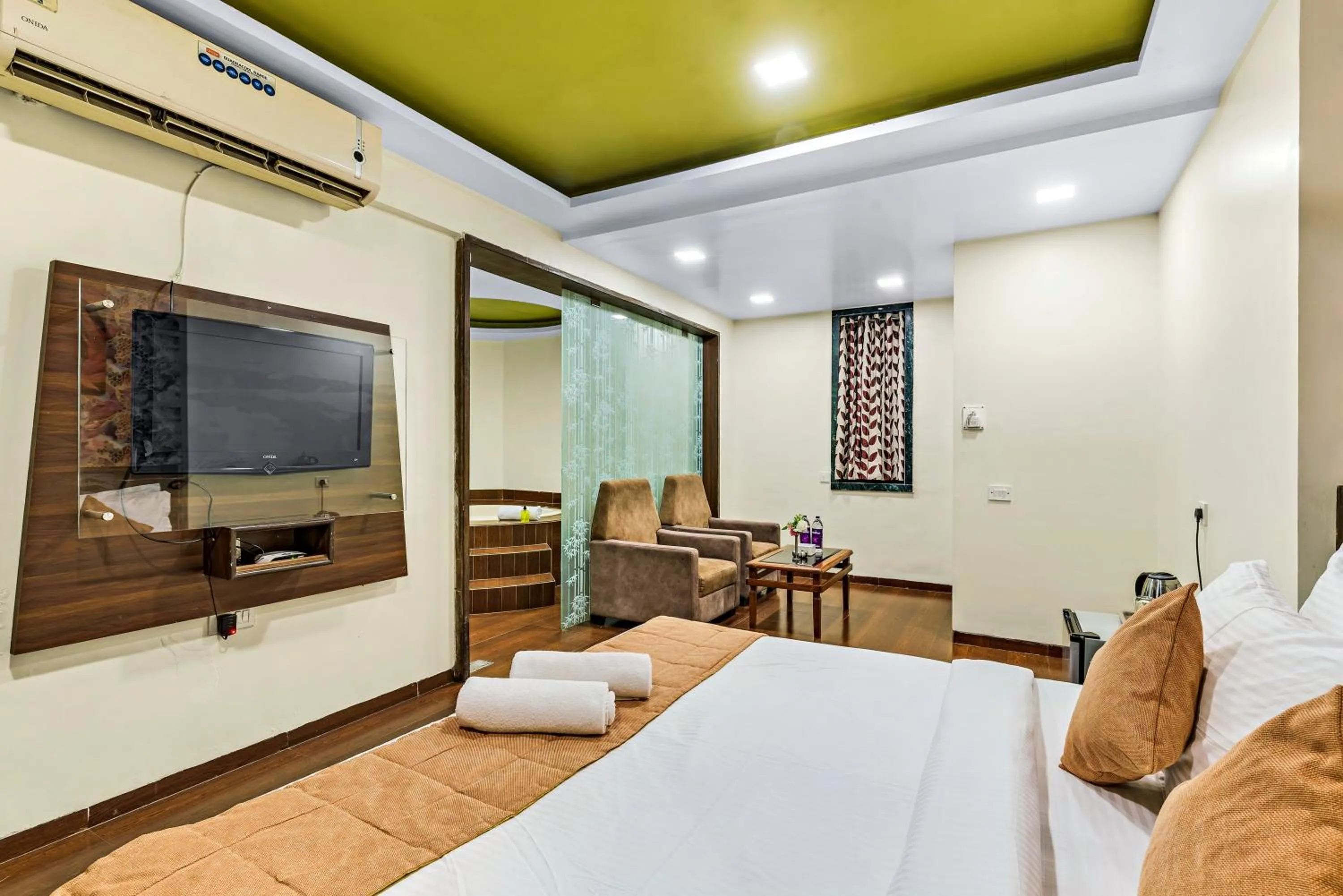 Bed in Krushnai Resort