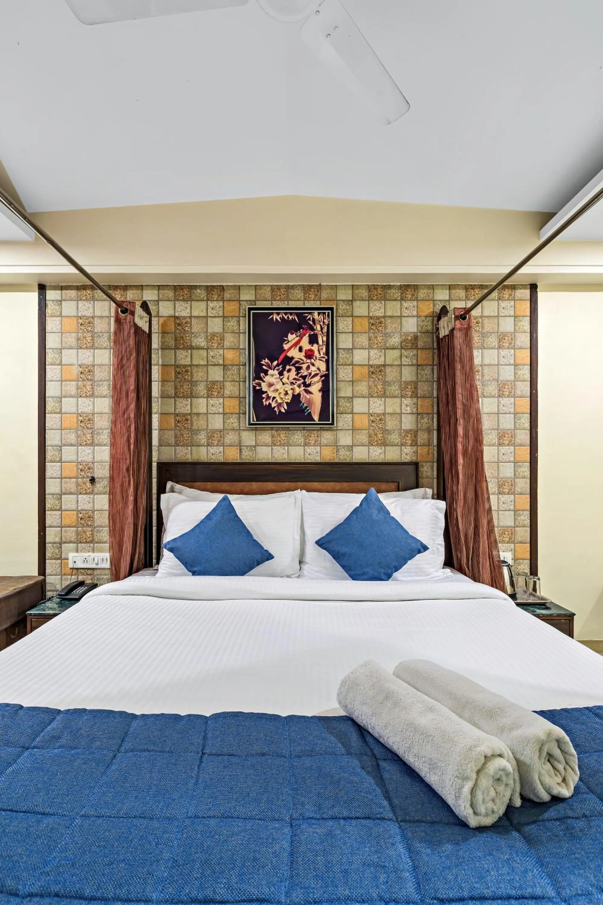 Bed in Krushnai Resort