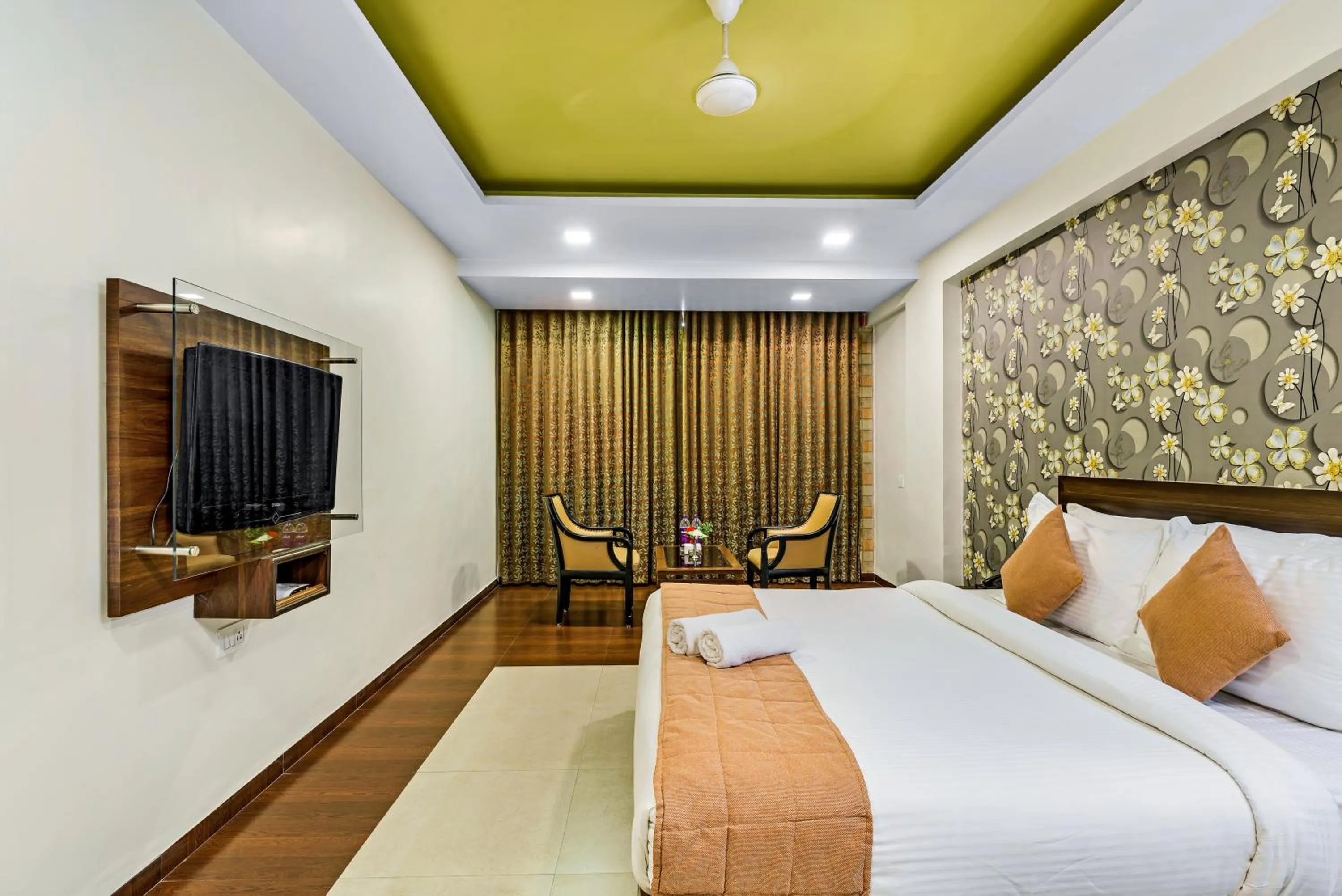 Bed in Krushnai Resort