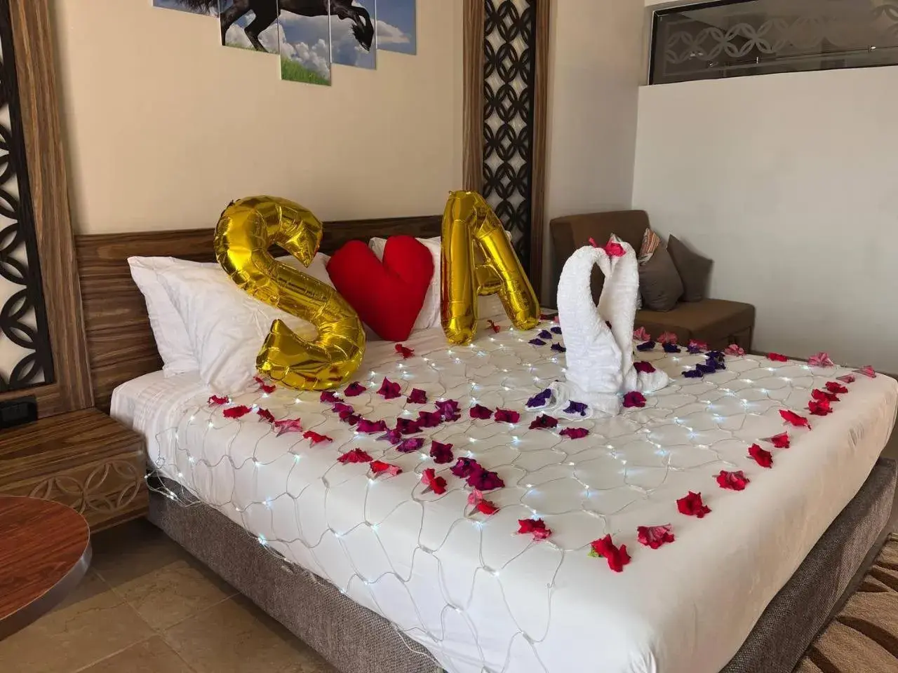 Bed in Jasmine Palace Resort Bed in Jasmine Palace Resort