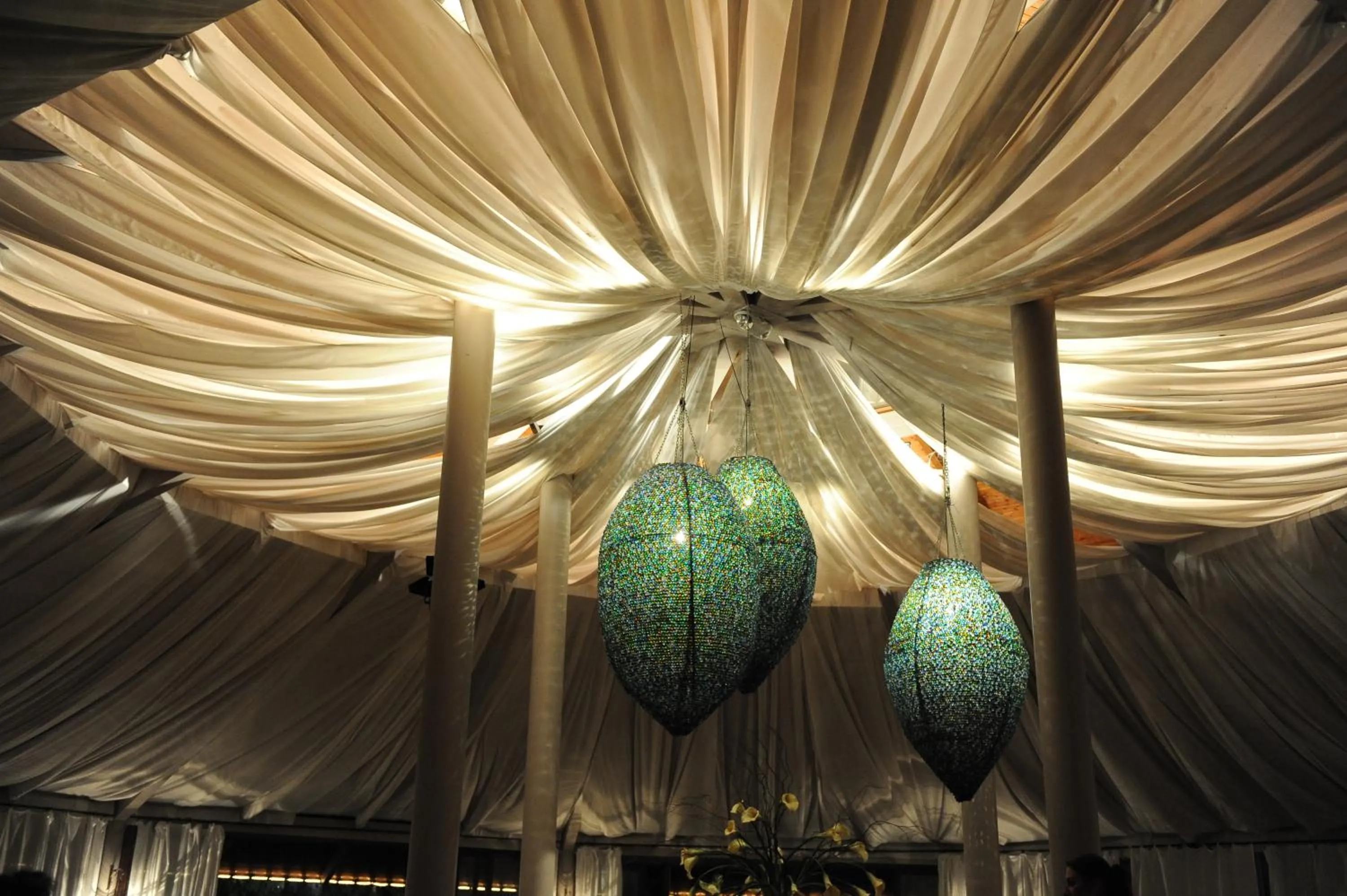 Restaurant/places to eat in Seven Maze Charming House