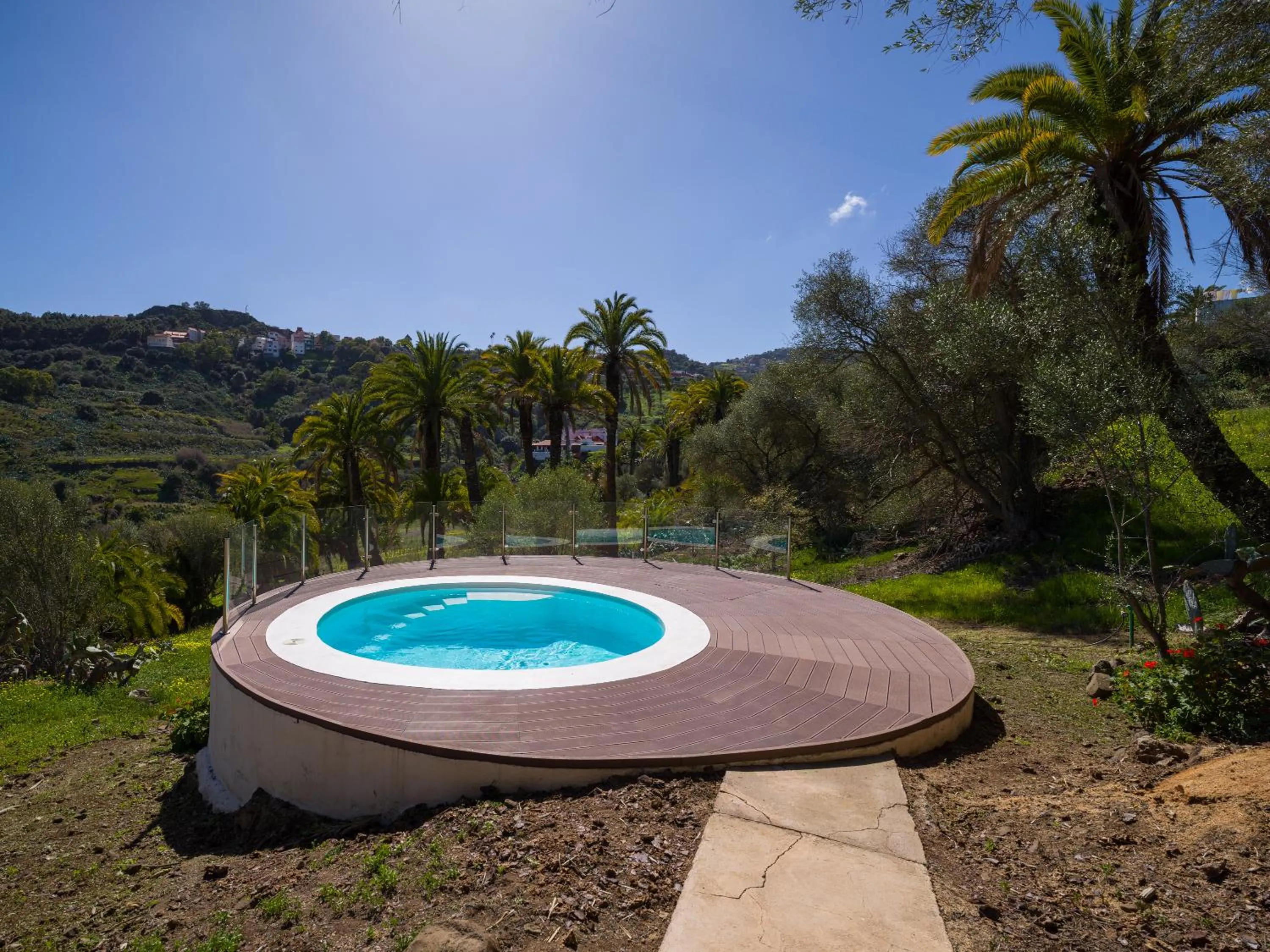 Pool view in Agroturismo Suites Hacienda los Olivos
