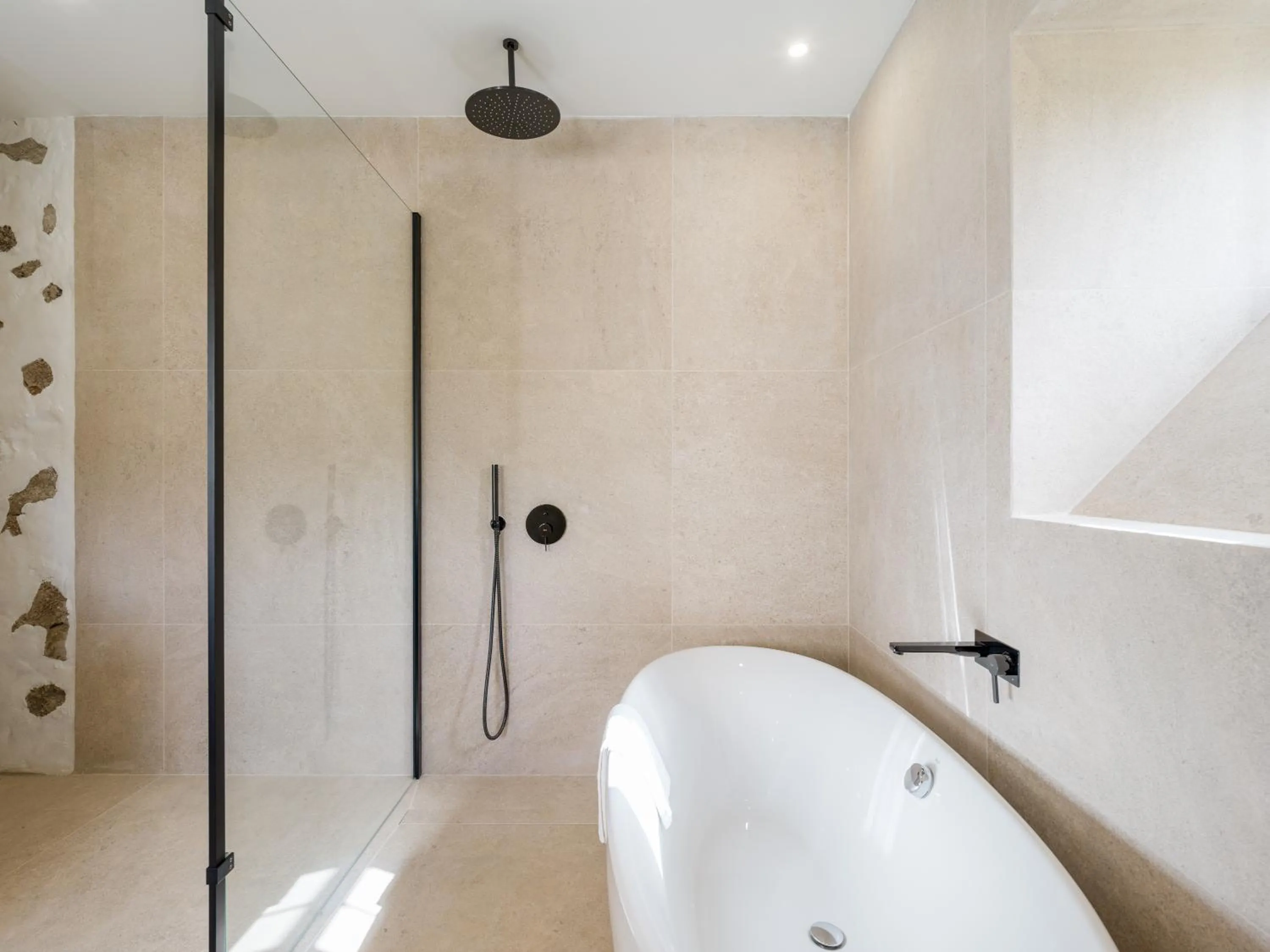 Bath in Agroturismo Suites Hacienda los Olivos