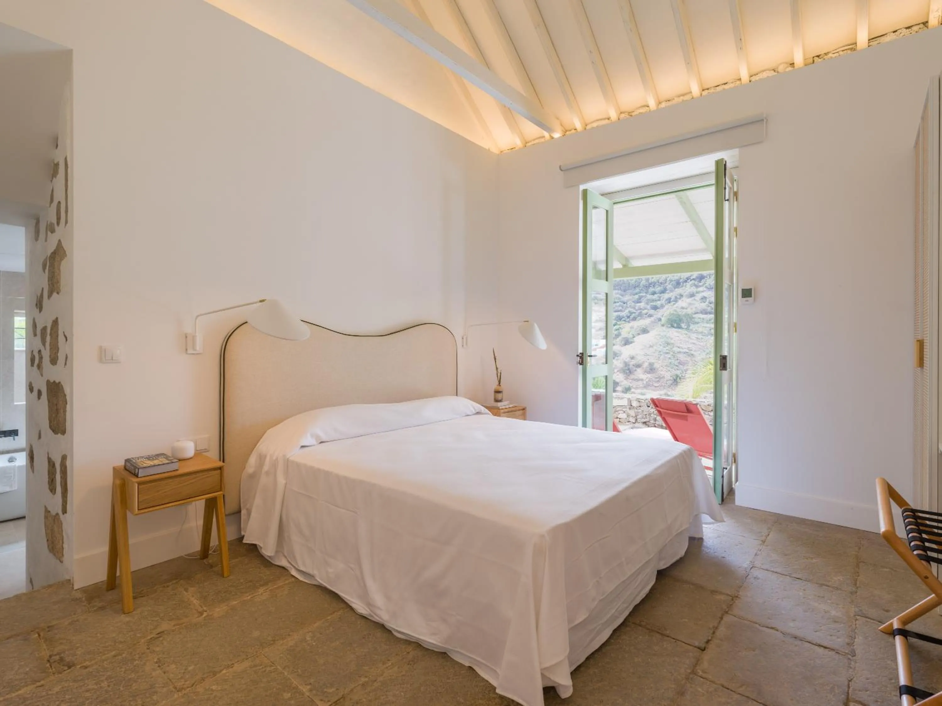 Photo of the whole room, Bed in Agroturismo Suites Hacienda los Olivos