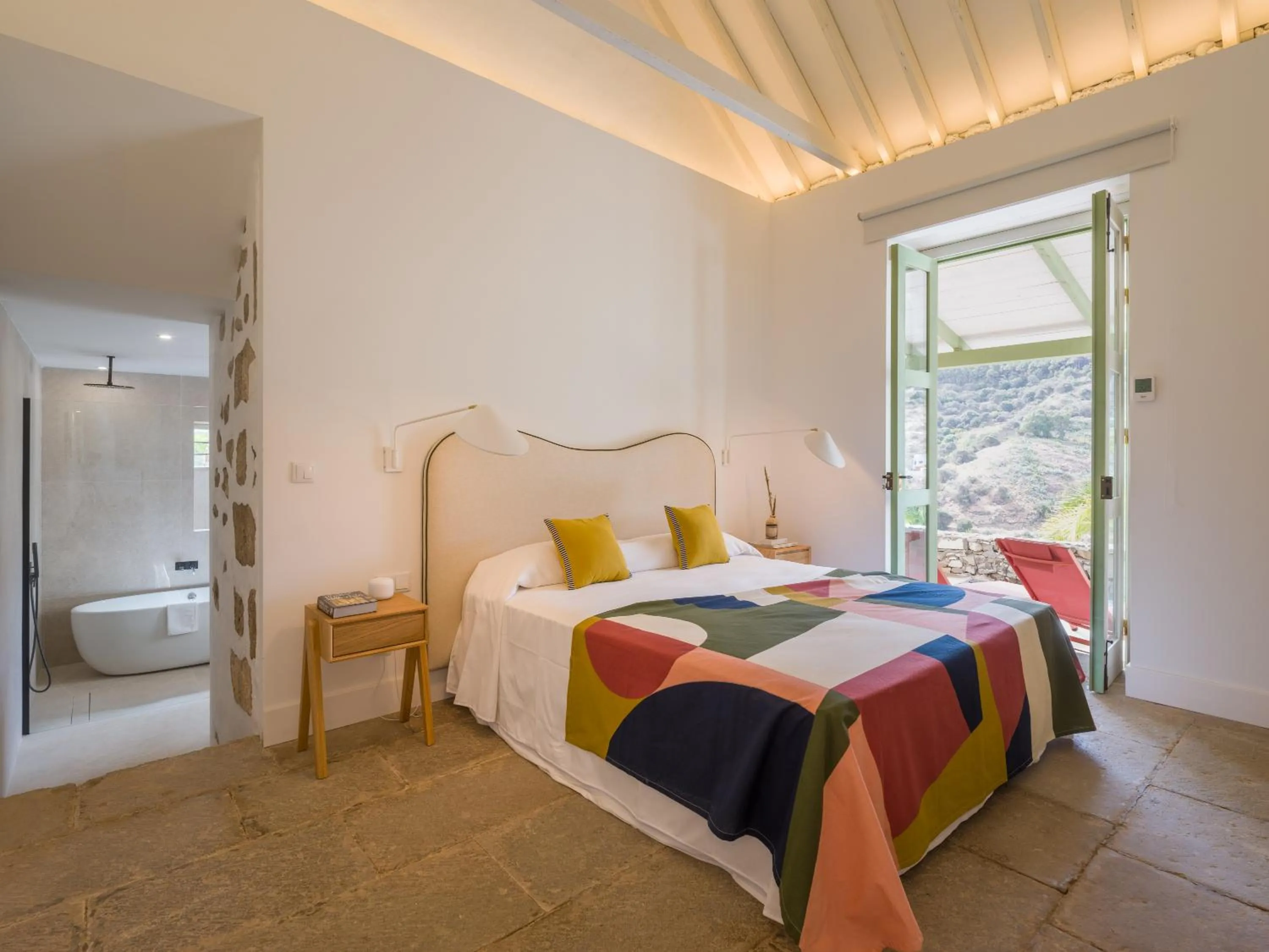 Photo of the whole room, Bed in Agroturismo Suites Hacienda los Olivos