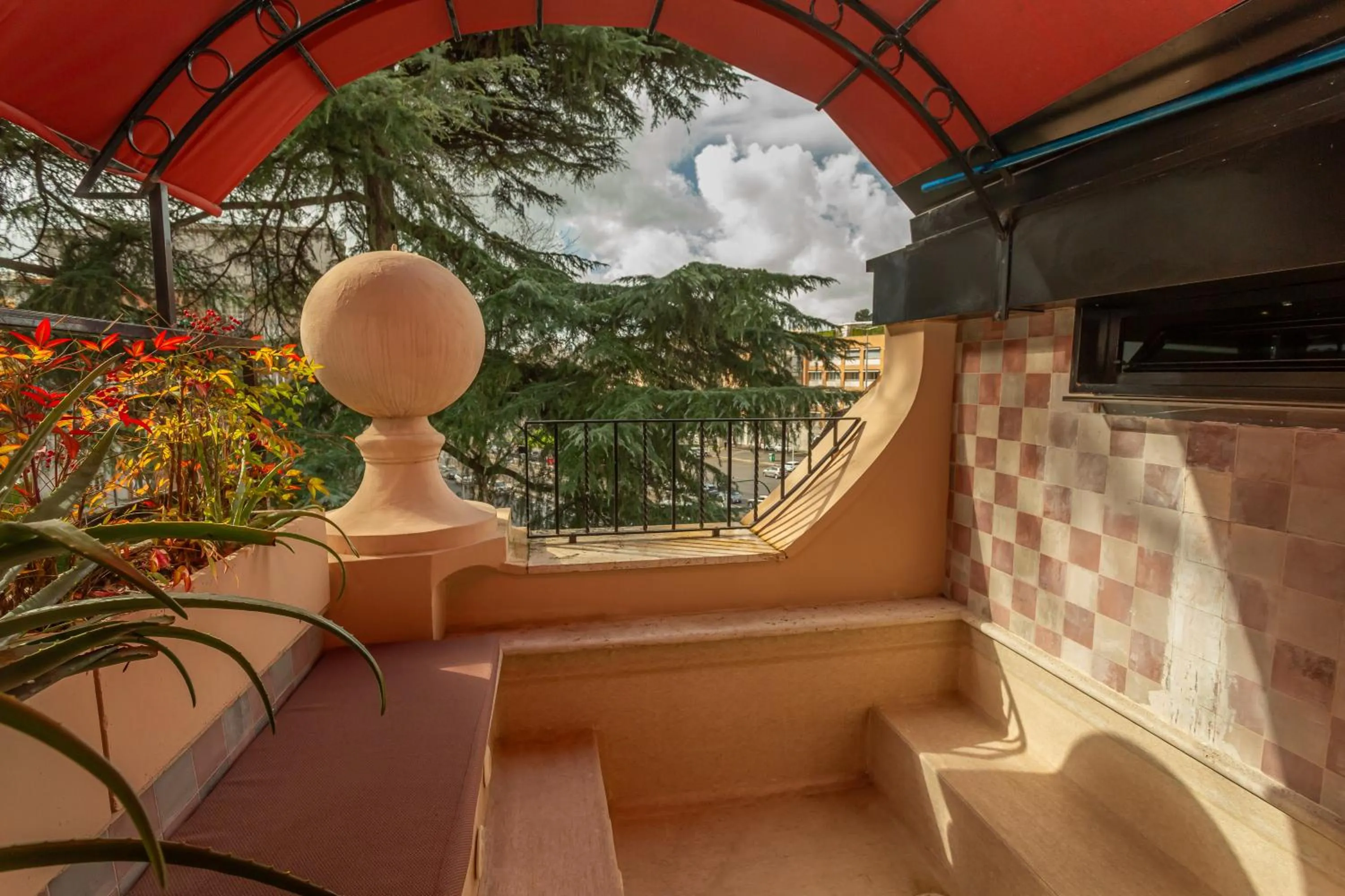 Balcony/Terrace in Hotel The Corner Roma