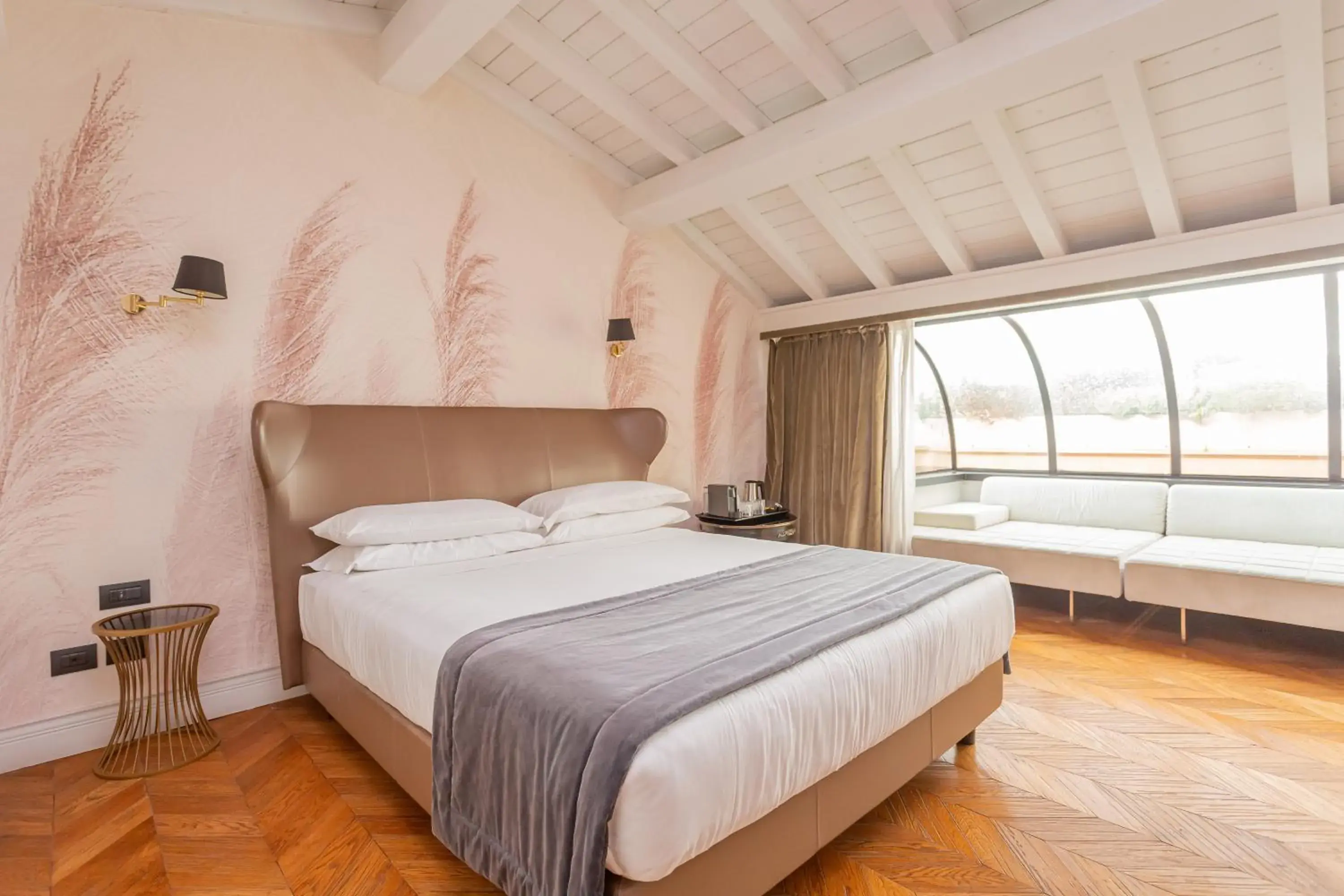 Photo of the whole room, Bed in Hotel The Corner Roma Photo of the whole room, Bed in Hotel The Corner Roma