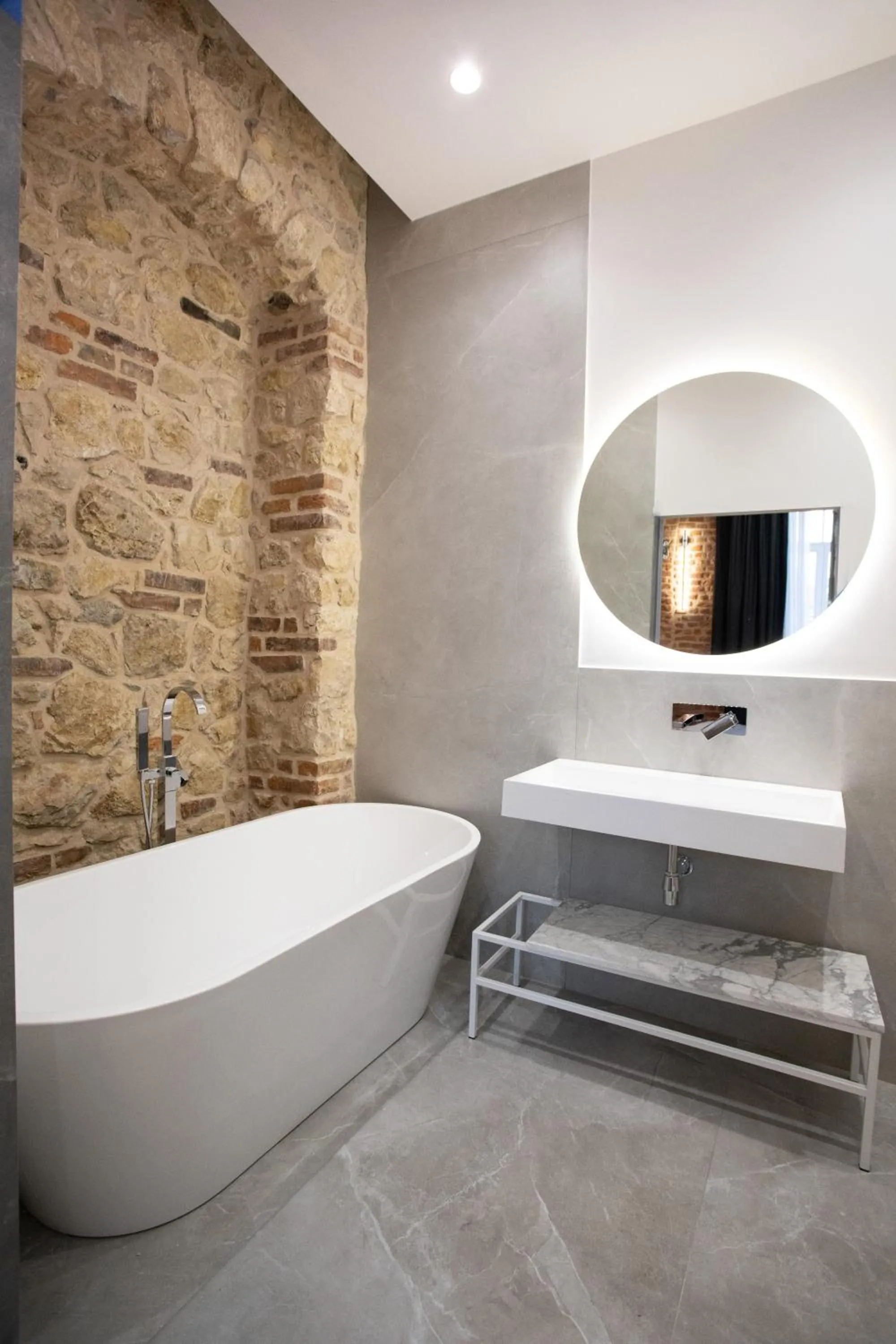 Bathroom in HOTEL TEATR