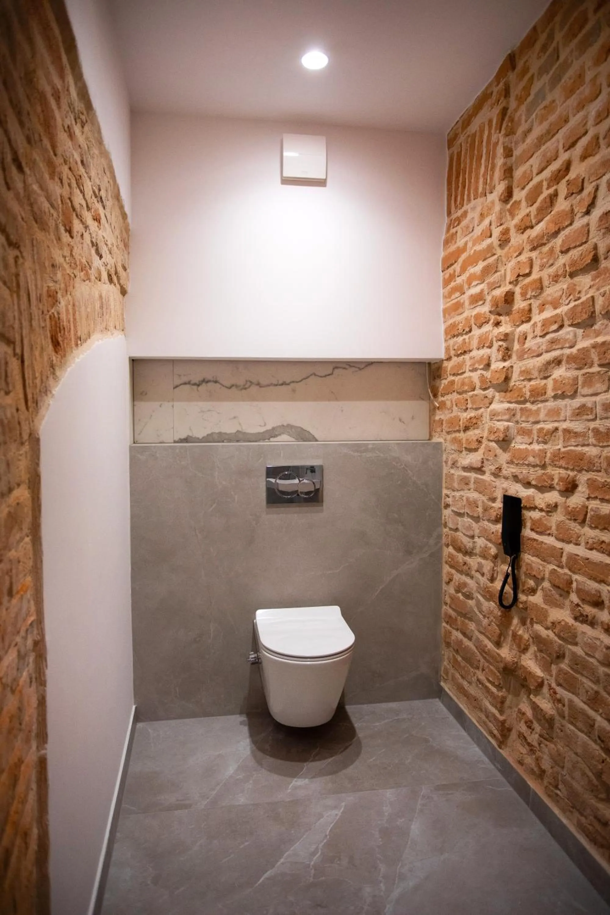 Toilet in HOTEL TEATR