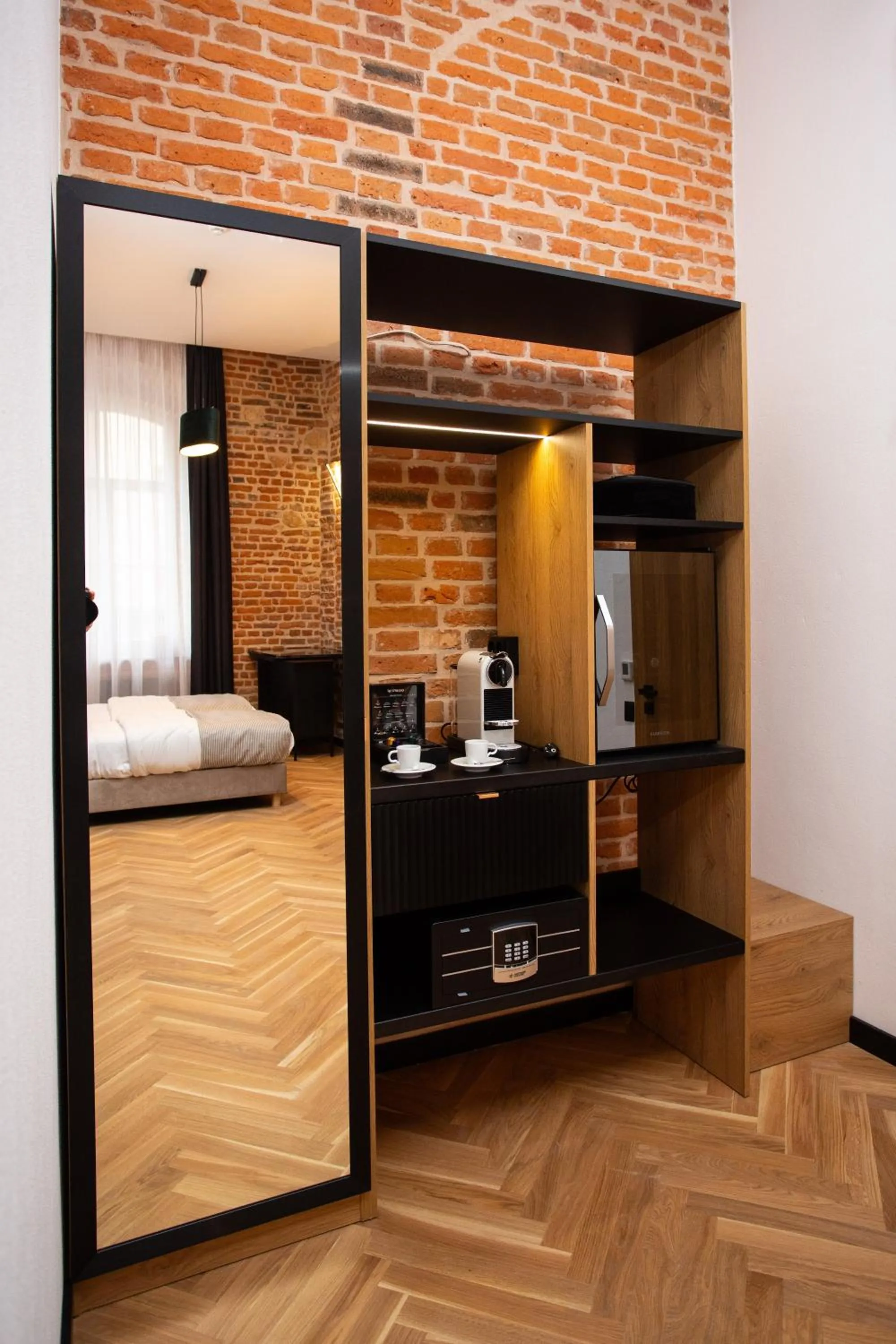 Coffee/tea facilities, Bed in HOTEL TEATR