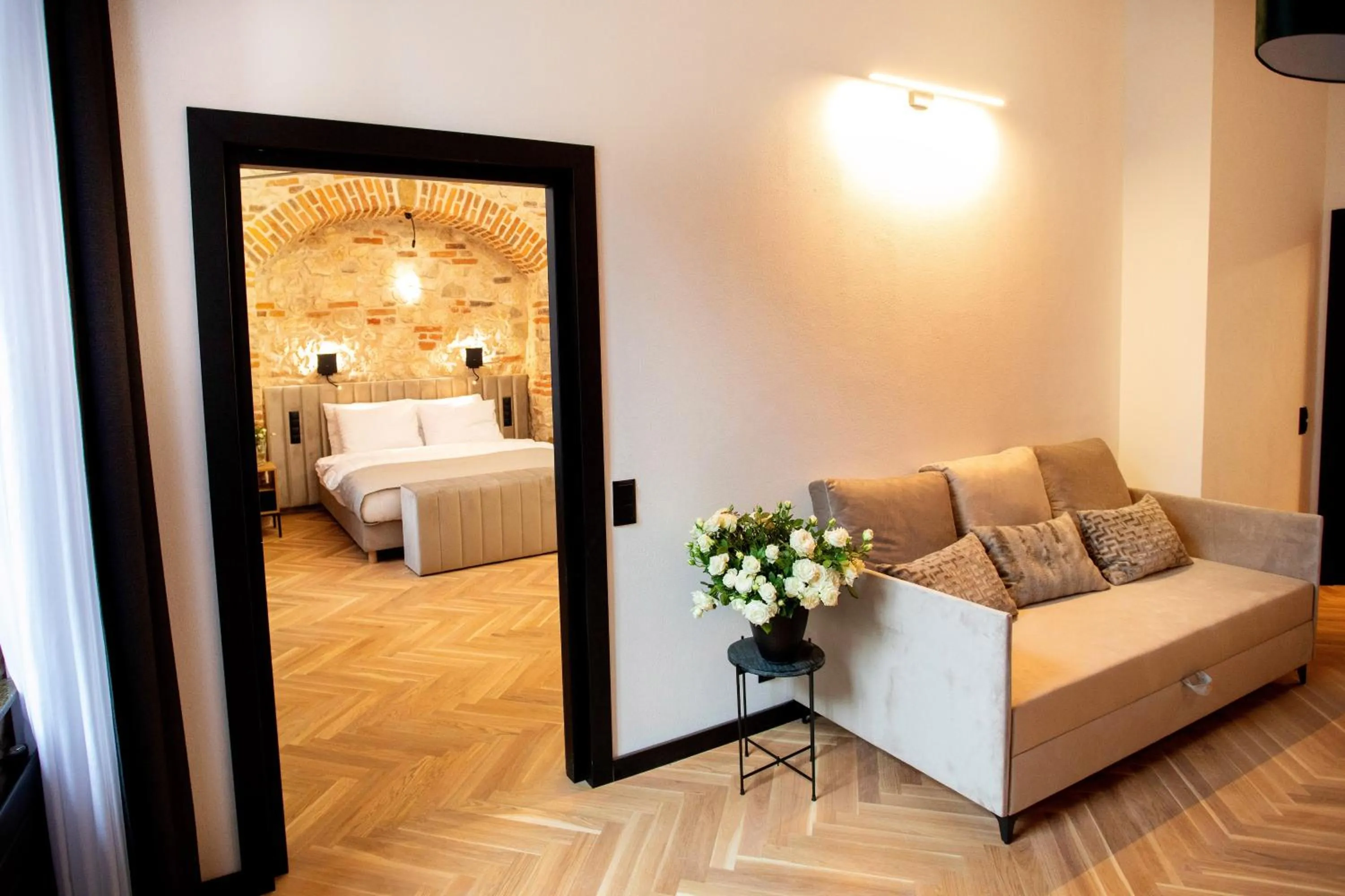 Seating area, Bed in HOTEL TEATR