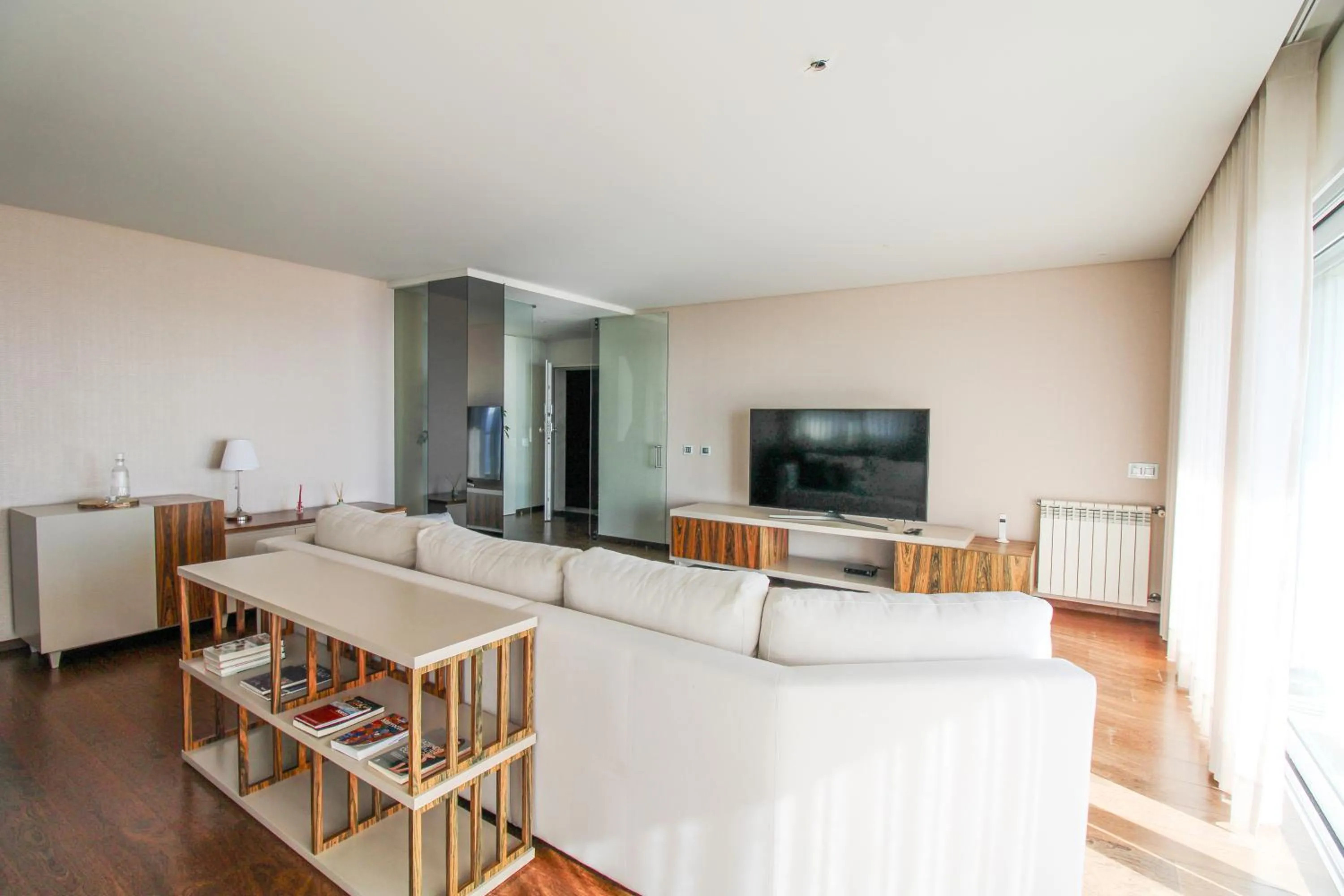 Ocean View Luxury Apartment