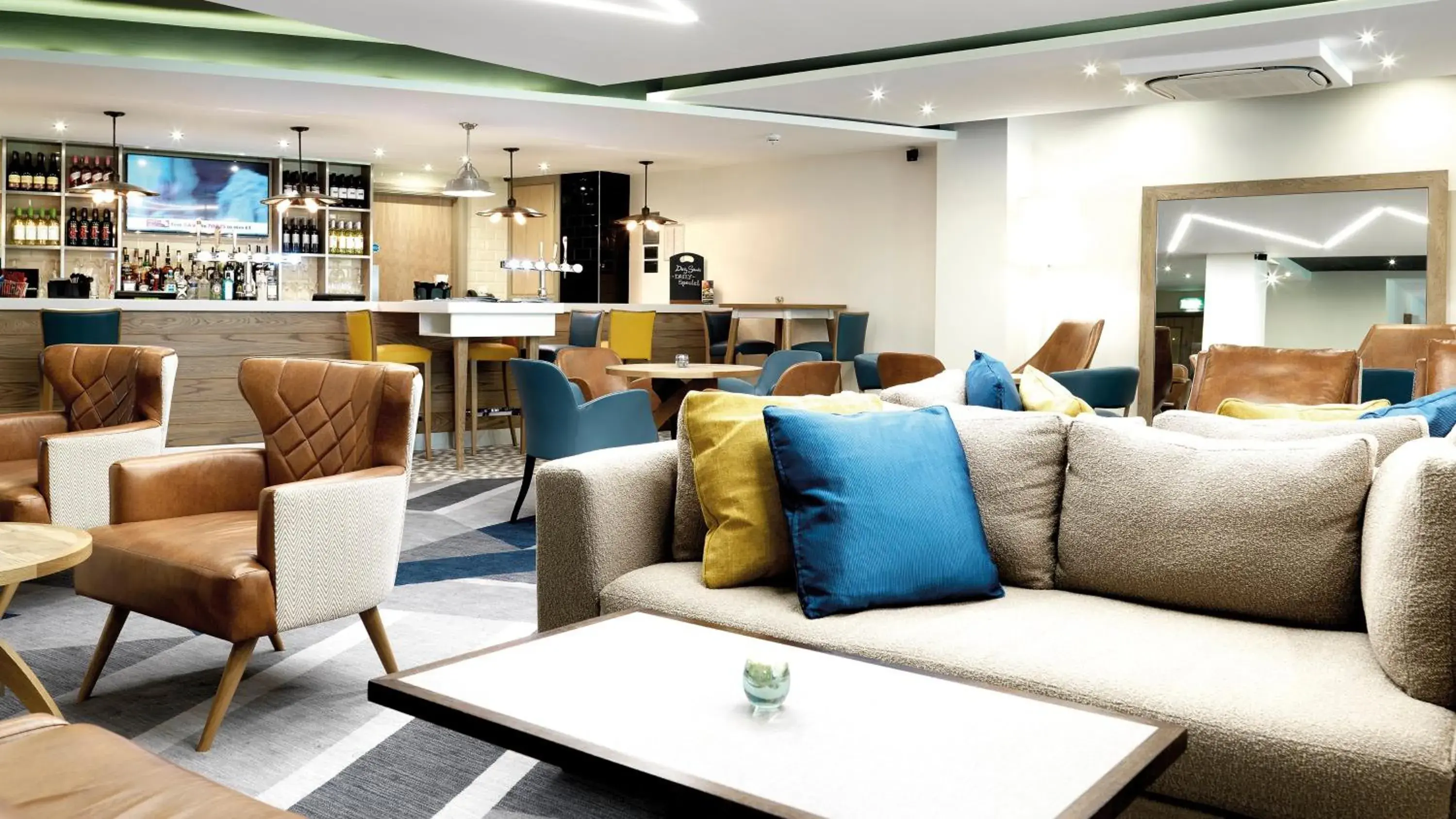 Lobby or reception in Crowne Plaza Plymouth by IHG Lobby or reception in Crowne Plaza Plymouth by IHG