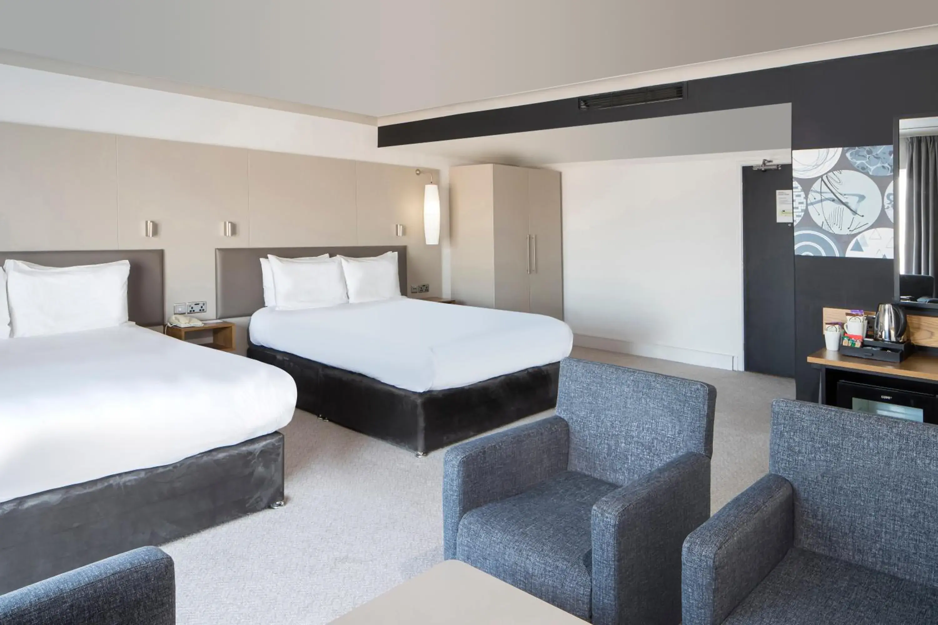 Bedroom, Bed in Crowne Plaza Plymouth by IHG Bedroom, Bed in Crowne Plaza Plymouth by IHG