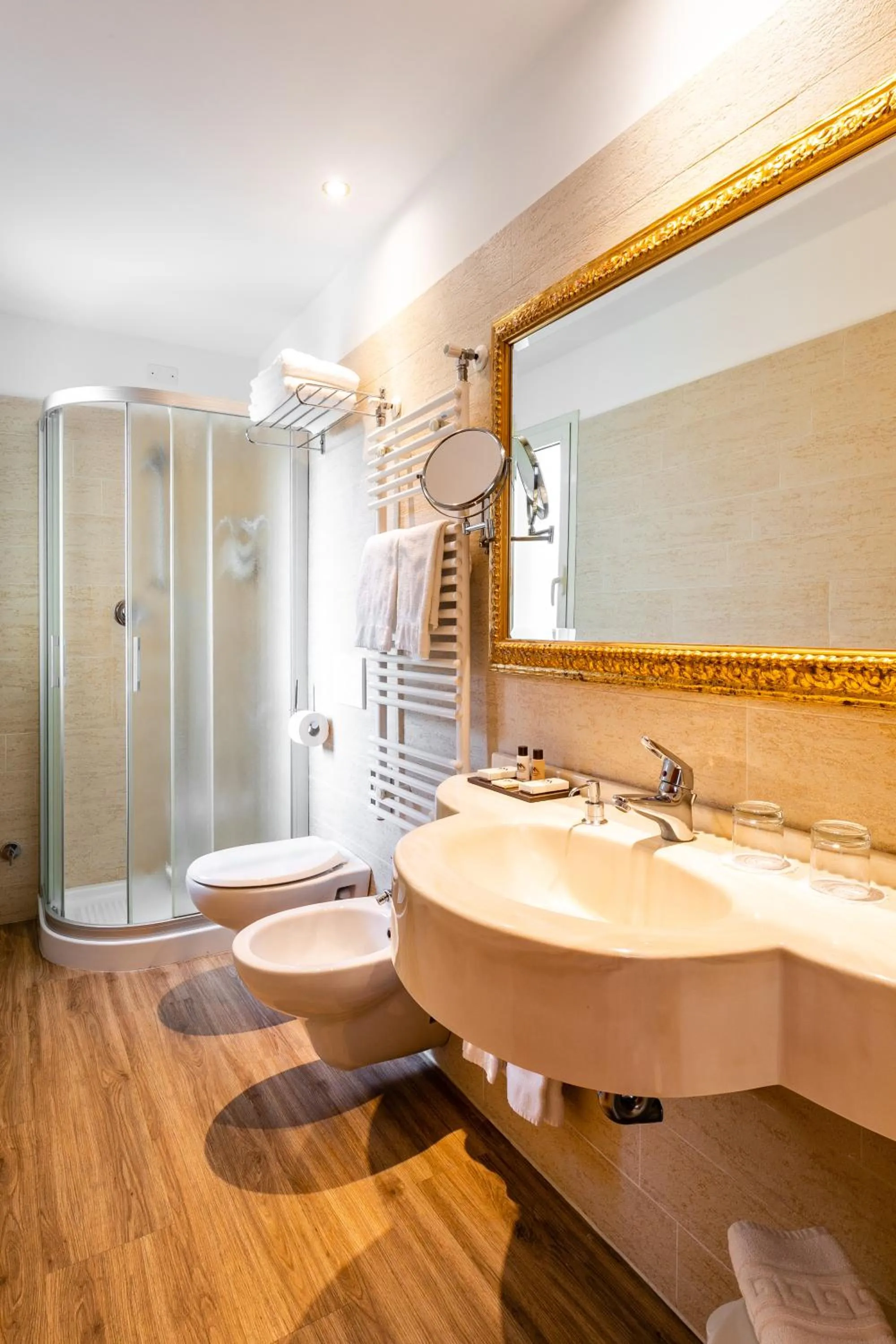 Bathroom in Hotel Mazzanti