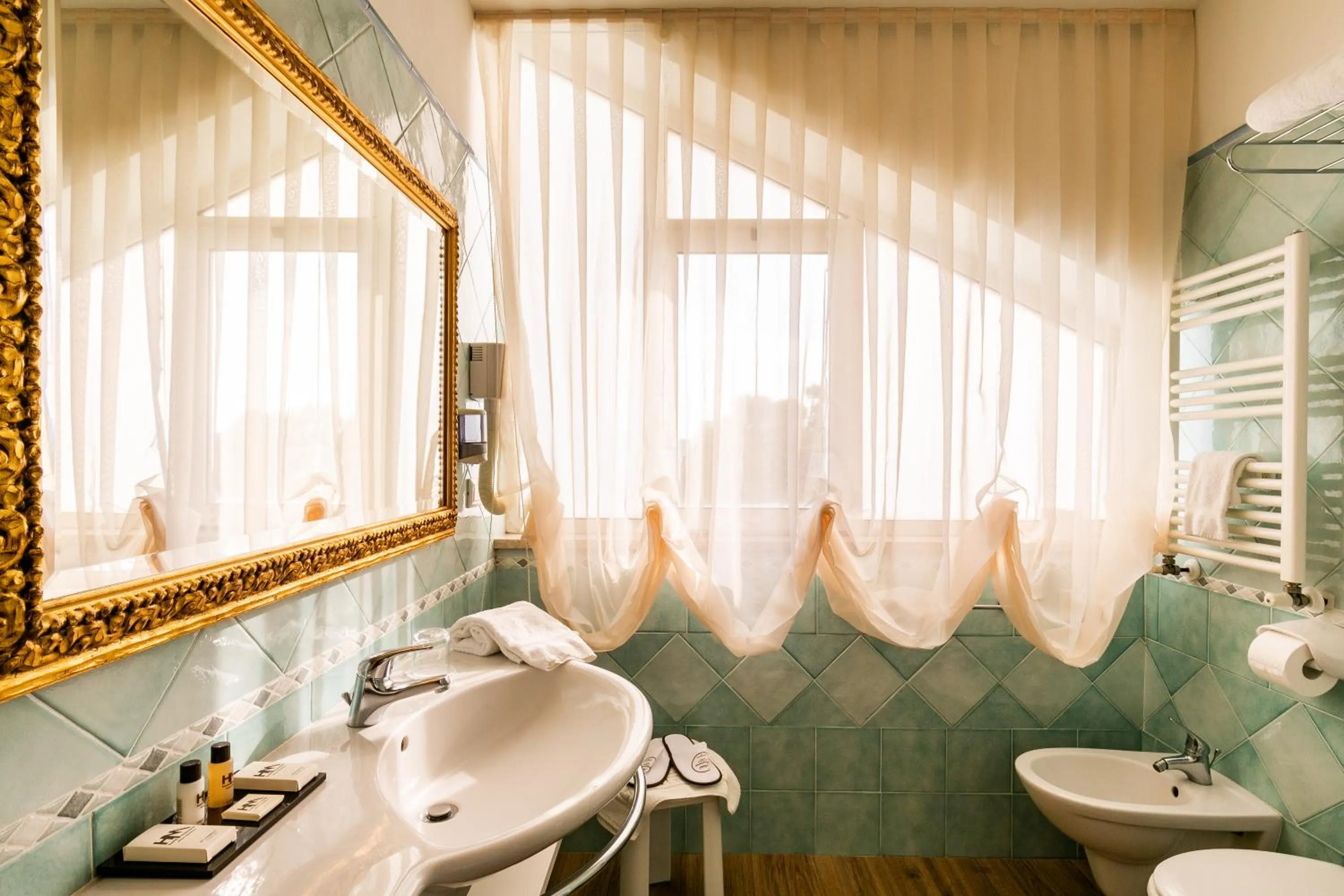 Bathroom in Hotel Mazzanti