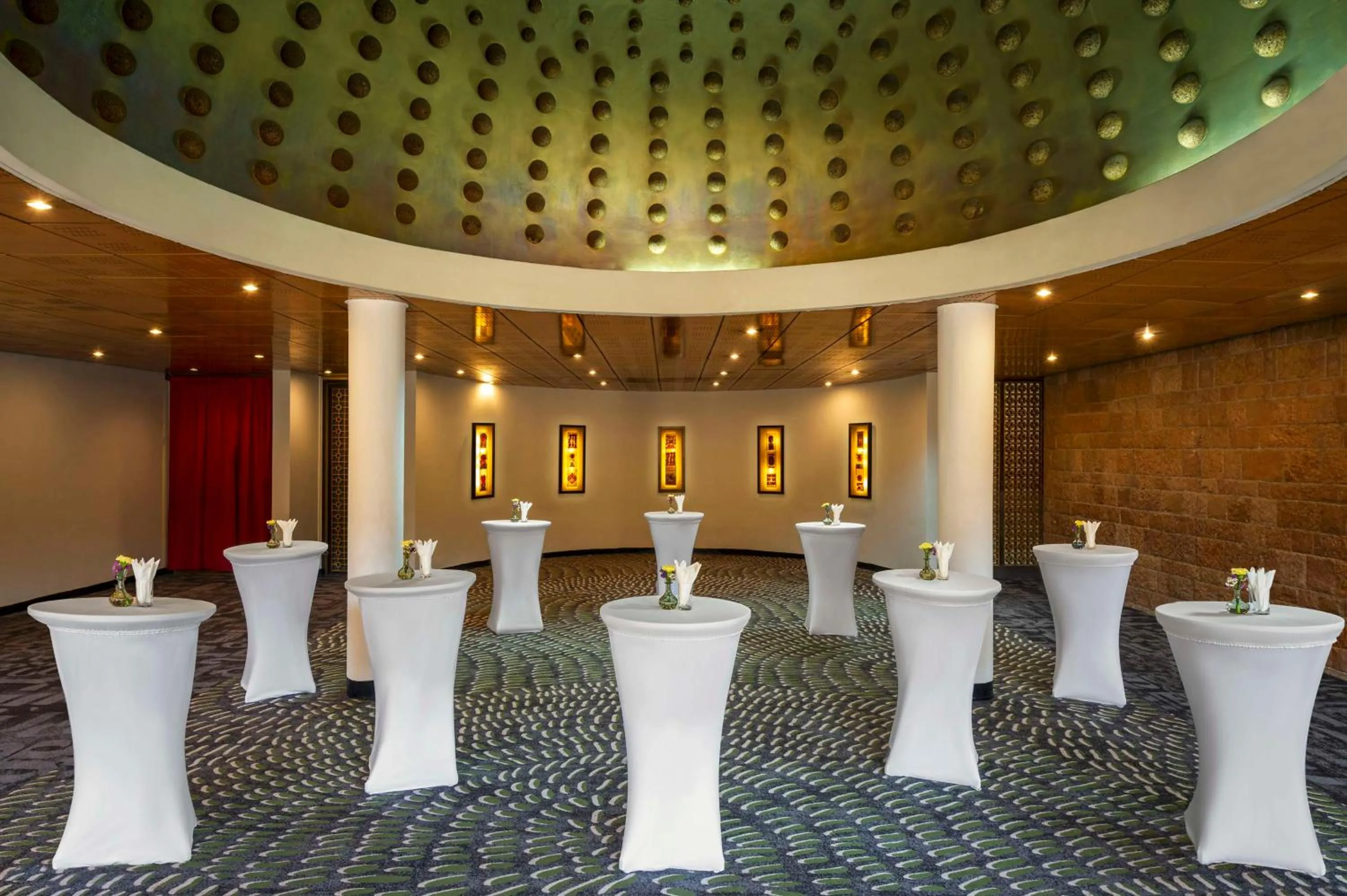 Dining area in Hilton Addis Ababa