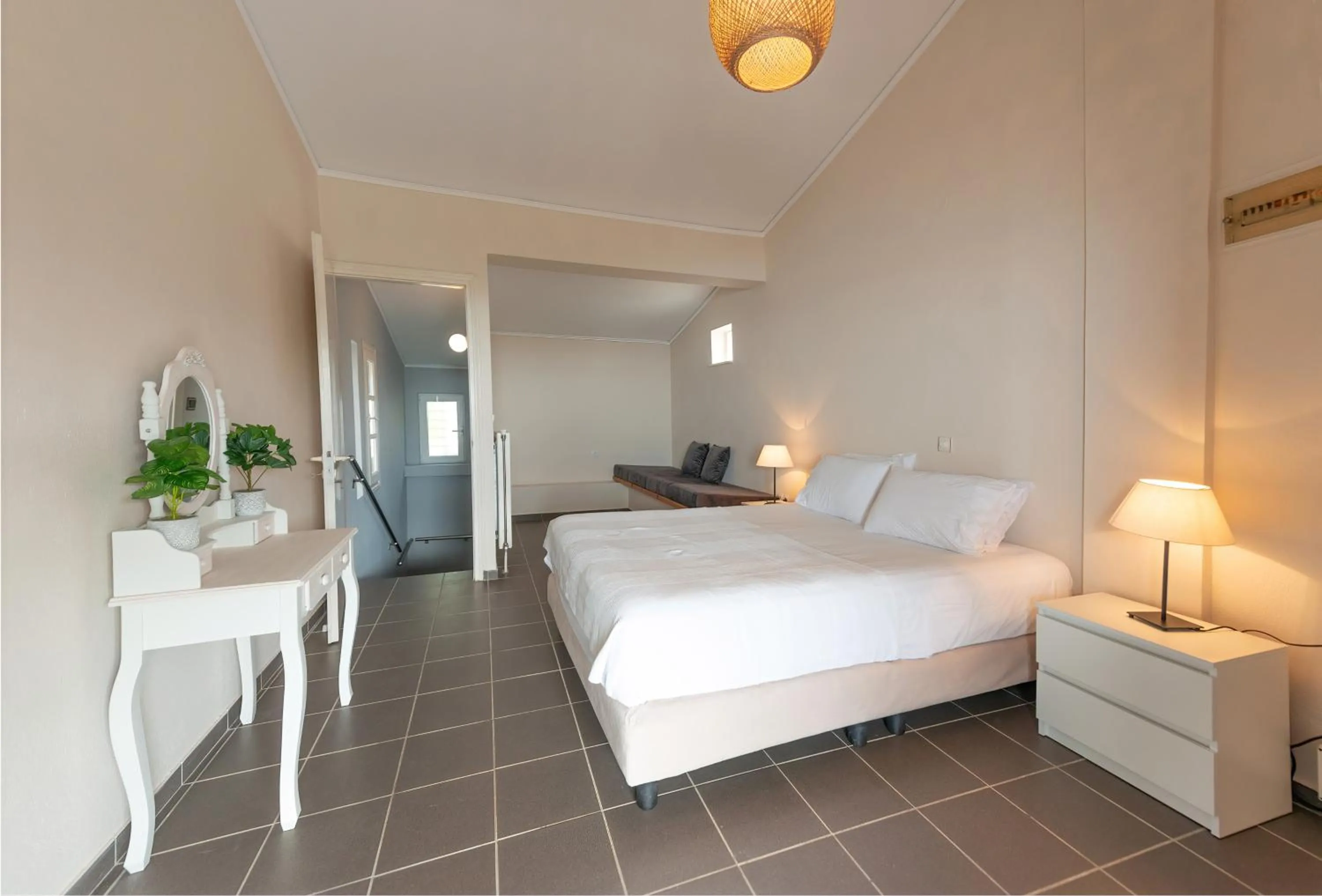 Bed in Lns Vip Villas