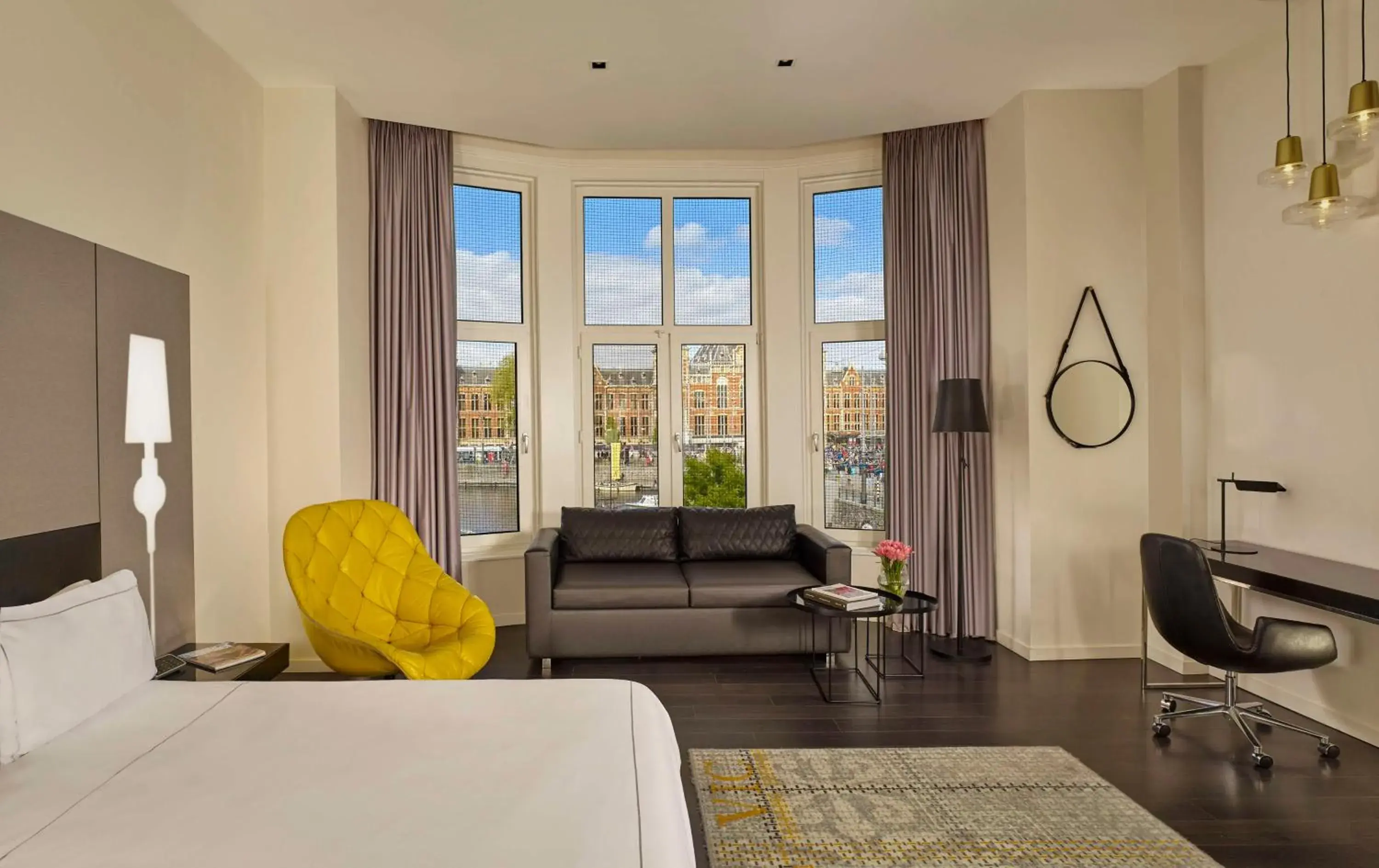 Bedroom, Bed in Park Plaza Victoria Amsterdam Bedroom, Bed in Park Plaza Victoria Amsterdam