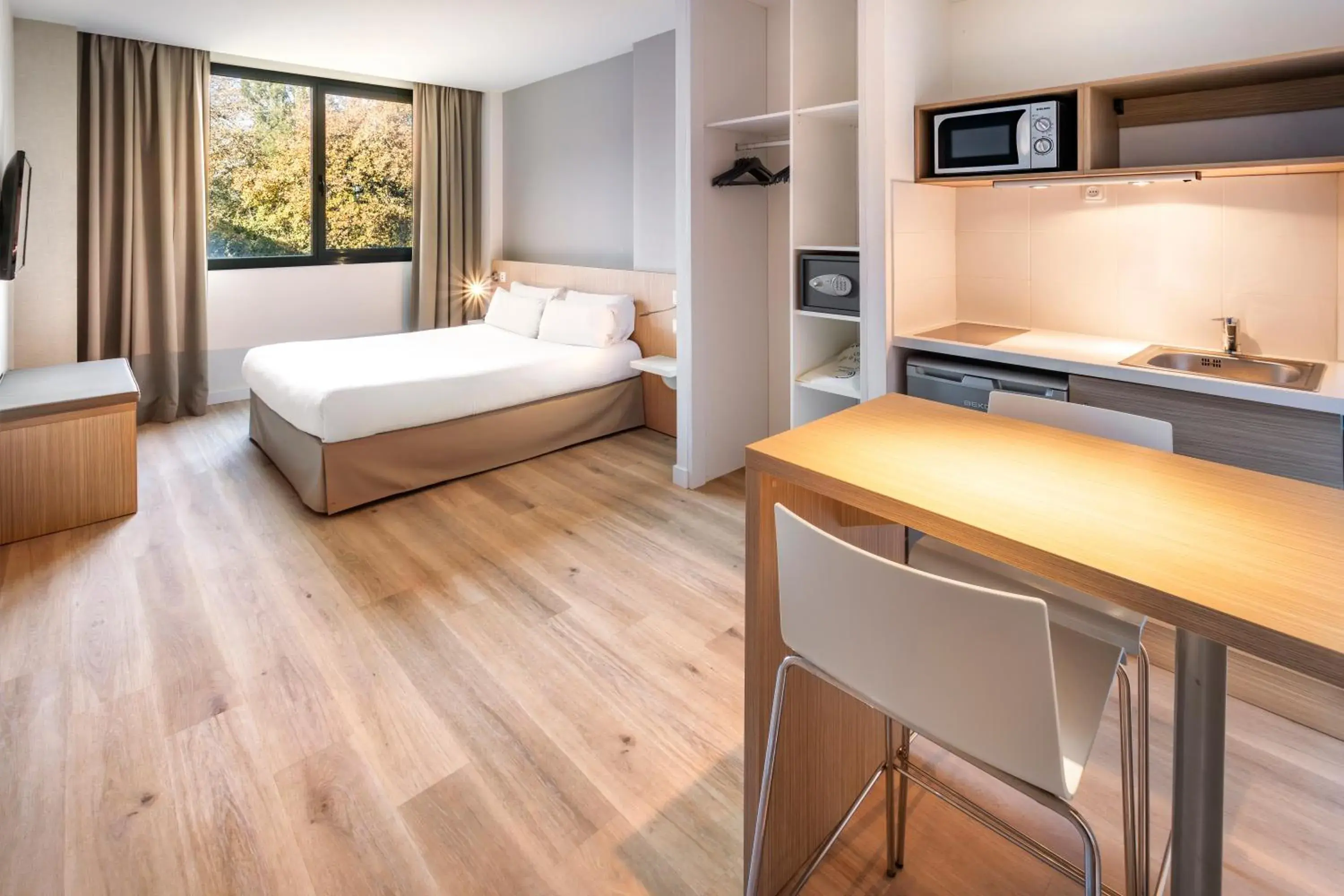 Double Room in B&B HOTEL Barcelona Sant Cugat Double Room in B&B HOTEL Barcelona Sant Cugat