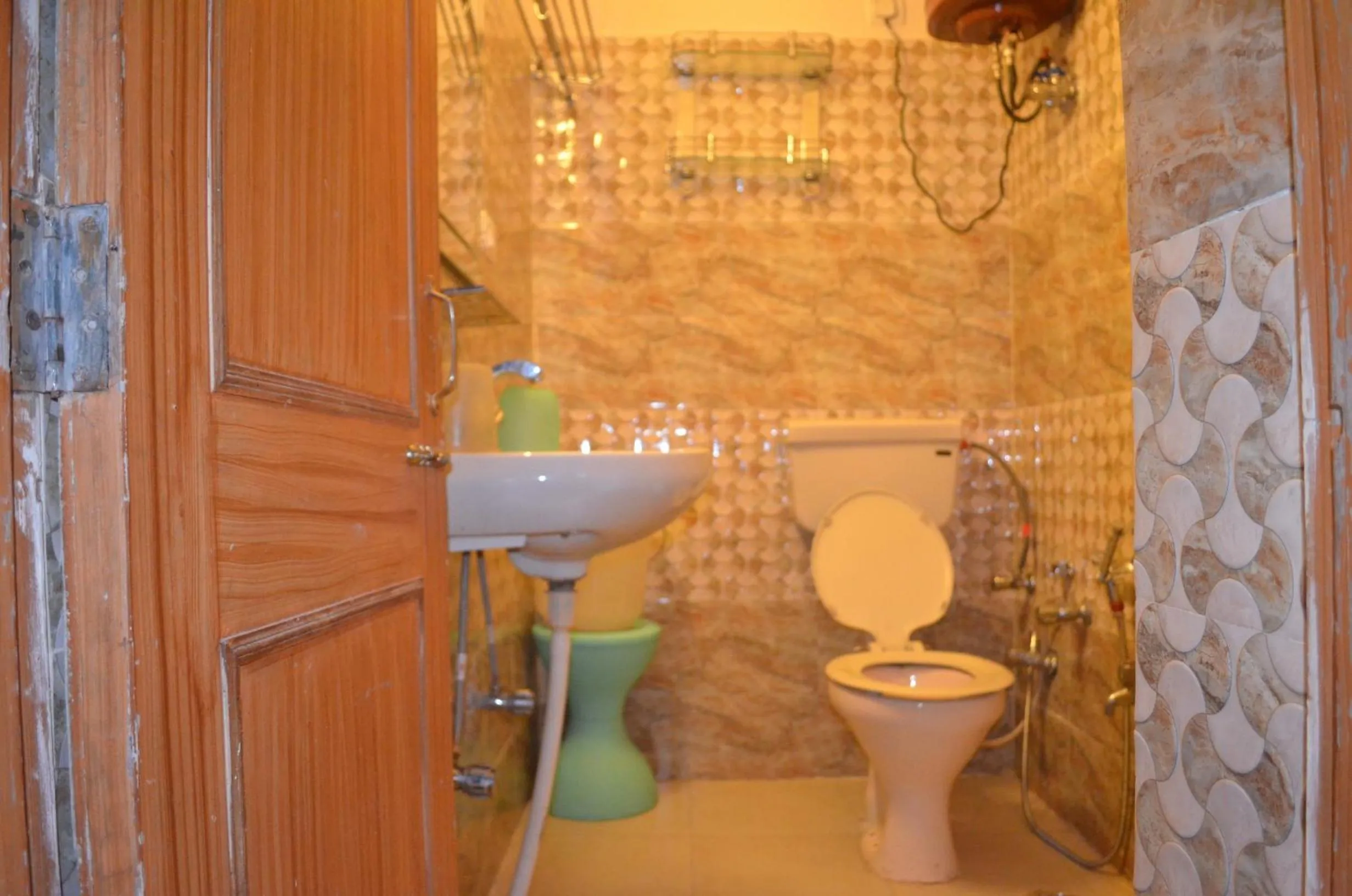 Hotel Centre Point Resorts Palampur